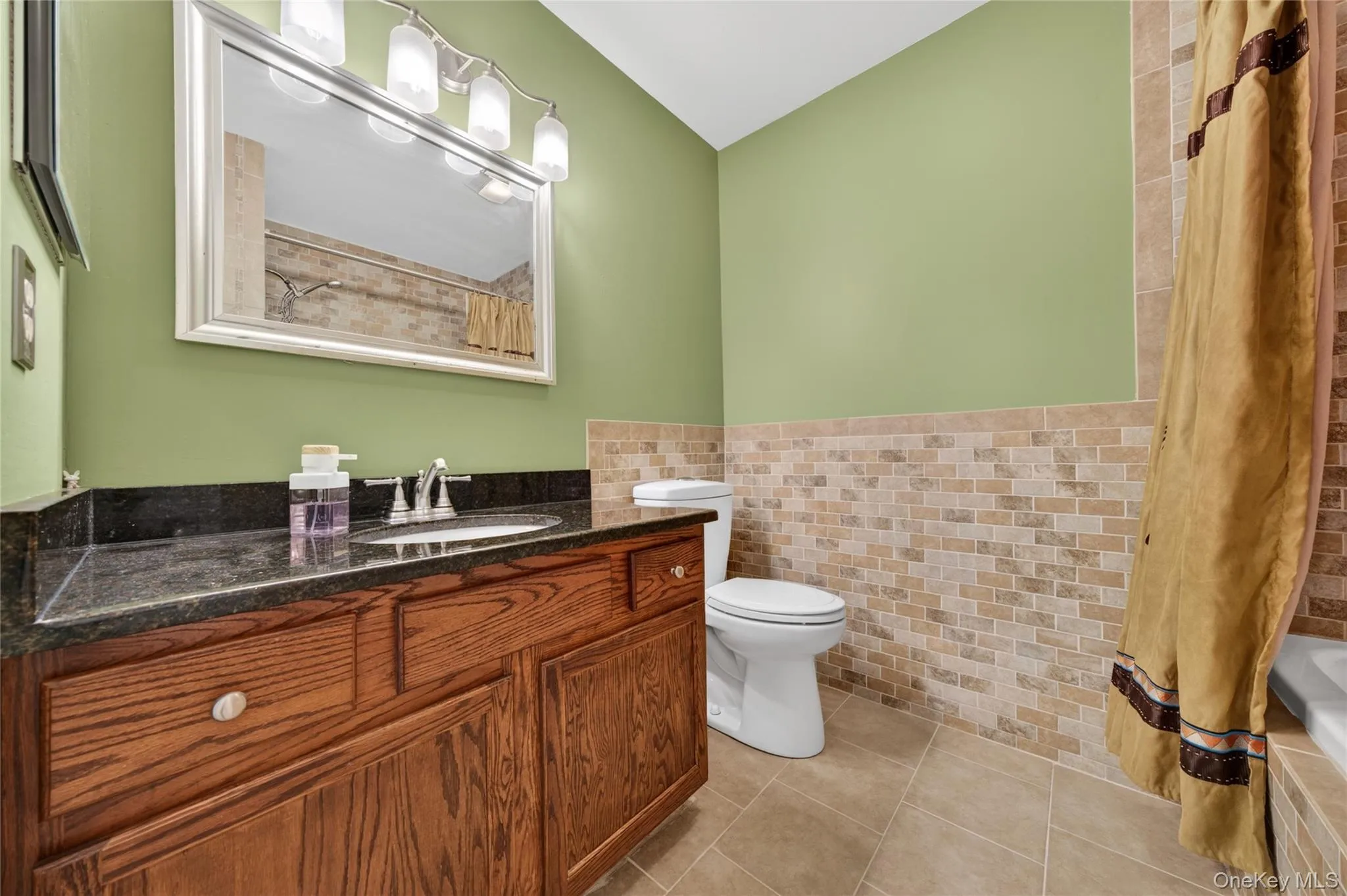 22 Hampton Place, Cornwall, NY, 4 Bedrooms Bedrooms, 9 Rooms Rooms,2 BathroomsBathrooms,Residential,For Rent,Hampton,0,1008023 22 Hampton Place, Cornwall, NY, 4 Bedrooms Bedrooms, 9 Rooms Rooms,2 BathroomsBathrooms,Residential,For Rent,Hampton,0,1008023
