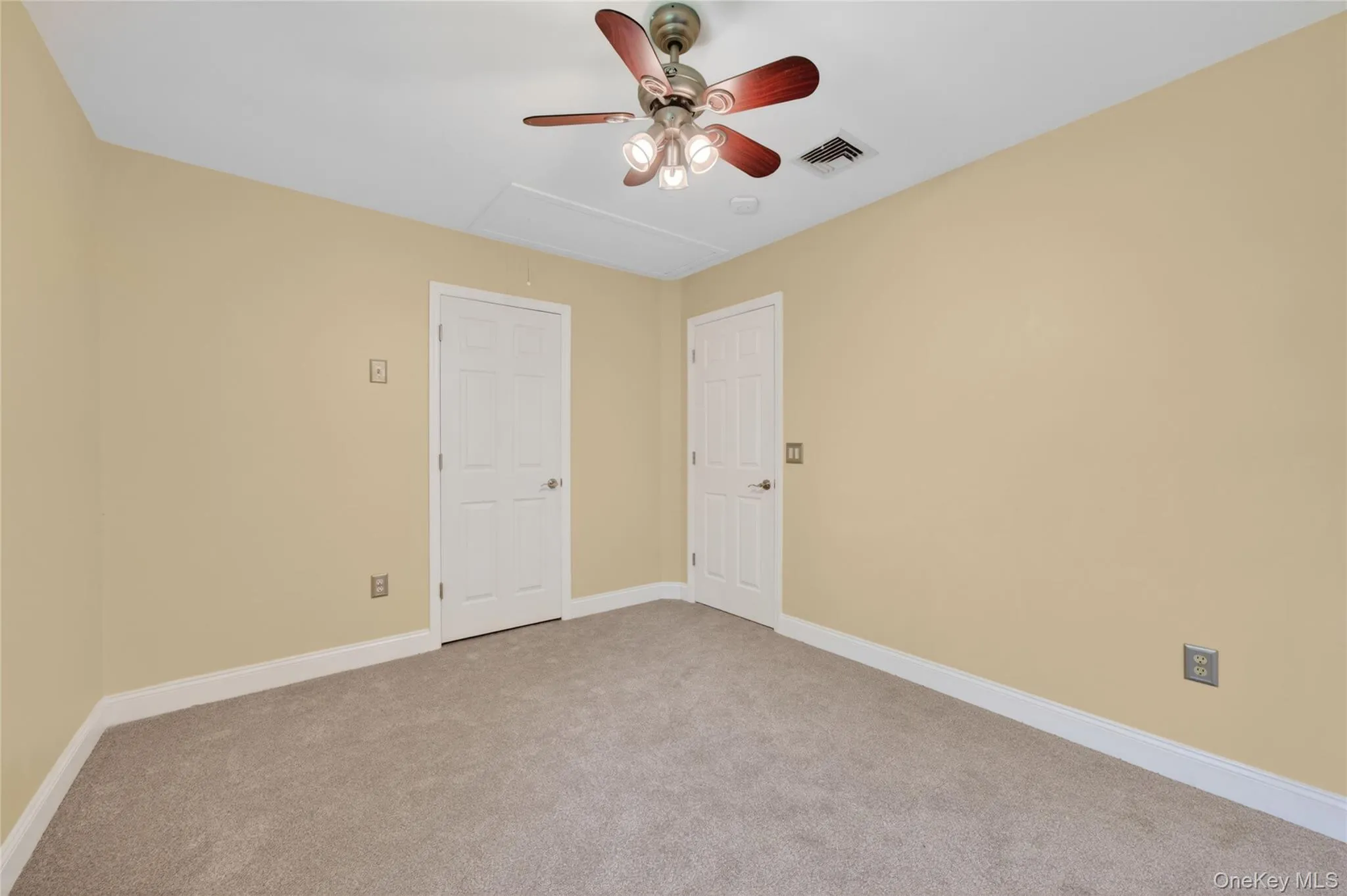 22 Hampton Place, Cornwall, NY, 4 Bedrooms Bedrooms, 9 Rooms Rooms,2 BathroomsBathrooms,Residential,For Rent,Hampton,0,1008023 22 Hampton Place, Cornwall, NY, 4 Bedrooms Bedrooms, 9 Rooms Rooms,2 BathroomsBathrooms,Residential,For Rent,Hampton,0,1008023