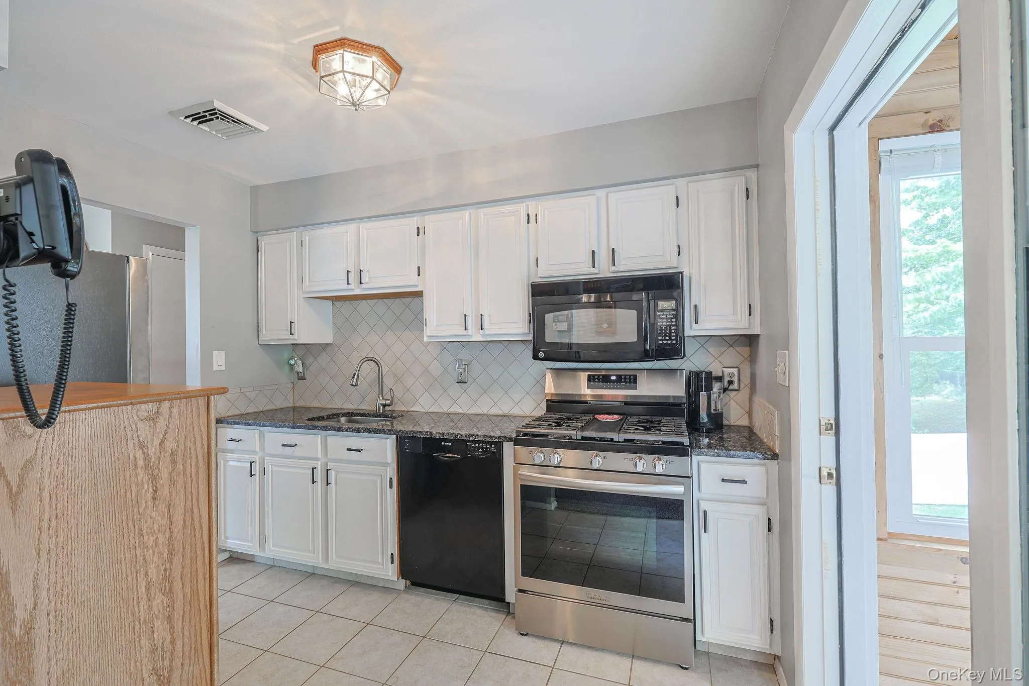 105 Bodle Circle, Montgomery, NY, 3 Bedrooms Bedrooms, 7 Rooms Rooms,1 BathroomBathrooms,Residential,For Rent,Bodle,0,1008027 105 Bodle Circle, Montgomery, NY, 3 Bedrooms Bedrooms, 7 Rooms Rooms,1 BathroomBathrooms,Residential,For Rent,Bodle,0,1008027