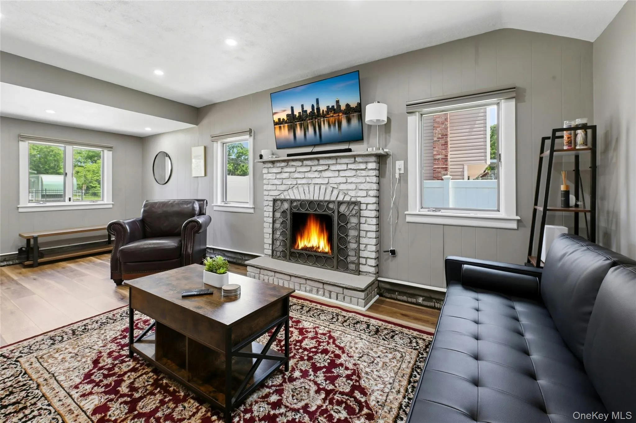 124 Linden Street, Oyster Bay, NY, 2 Bedrooms Bedrooms, 5 Rooms Rooms,1 BathroomBathrooms,Residential,For Rent,Linden,0,1008029 124 Linden Street, Oyster Bay, NY, 2 Bedrooms Bedrooms, 5 Rooms Rooms,1 BathroomBathrooms,Residential,For Rent,Linden,0,1008029