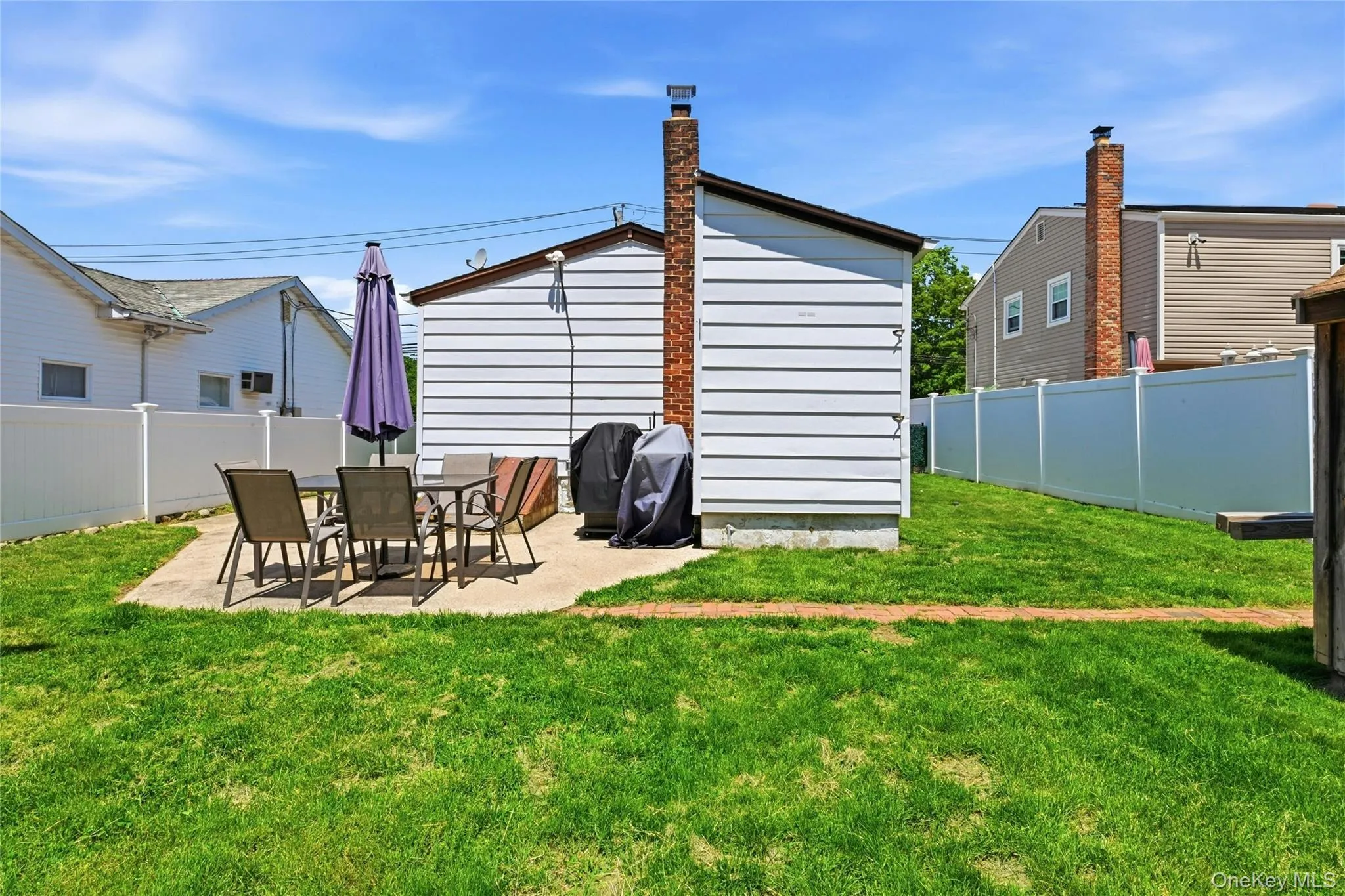 124 Linden Street, Oyster Bay, NY, 2 Bedrooms Bedrooms, 5 Rooms Rooms,1 BathroomBathrooms,Residential,For Rent,Linden,0,1008029 124 Linden Street, Oyster Bay, NY, 2 Bedrooms Bedrooms, 5 Rooms Rooms,1 BathroomBathrooms,Residential,For Rent,Linden,0,1008029