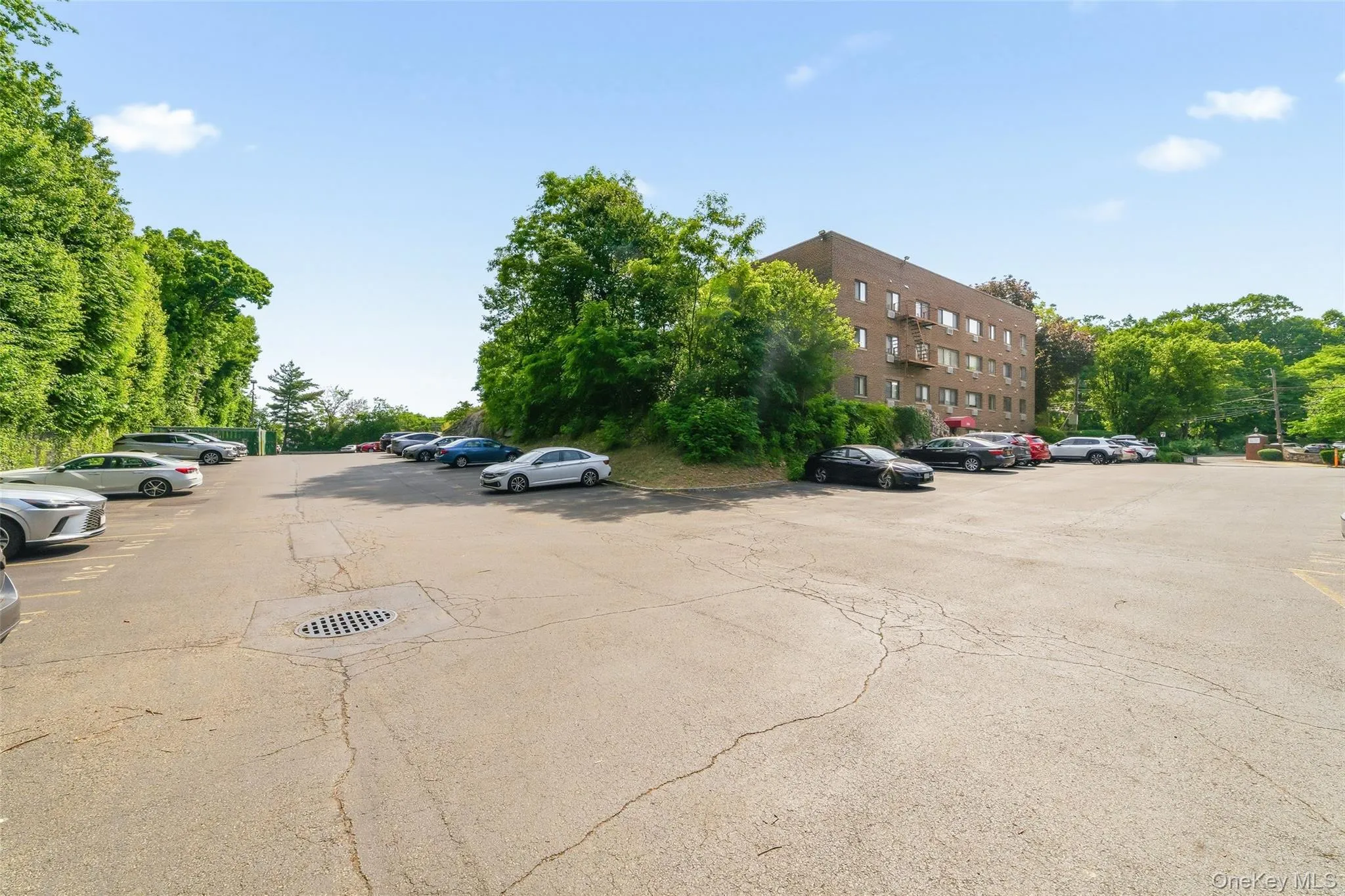 One parking space is assigned at closing. Fee is included in the maintenance. One parking space is assigned at closing. Fee is included in the maintenance.