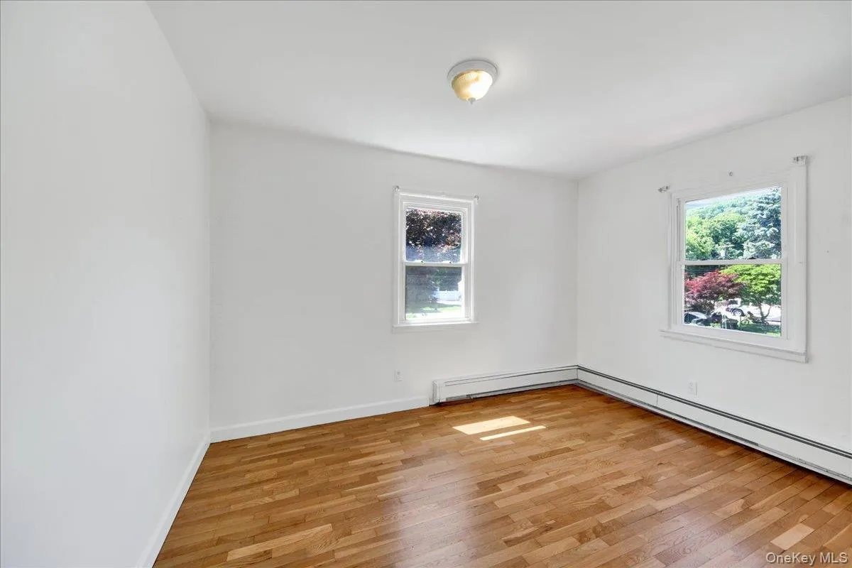 Bedroom on 1st Fl. Bedroom on 1st Fl.