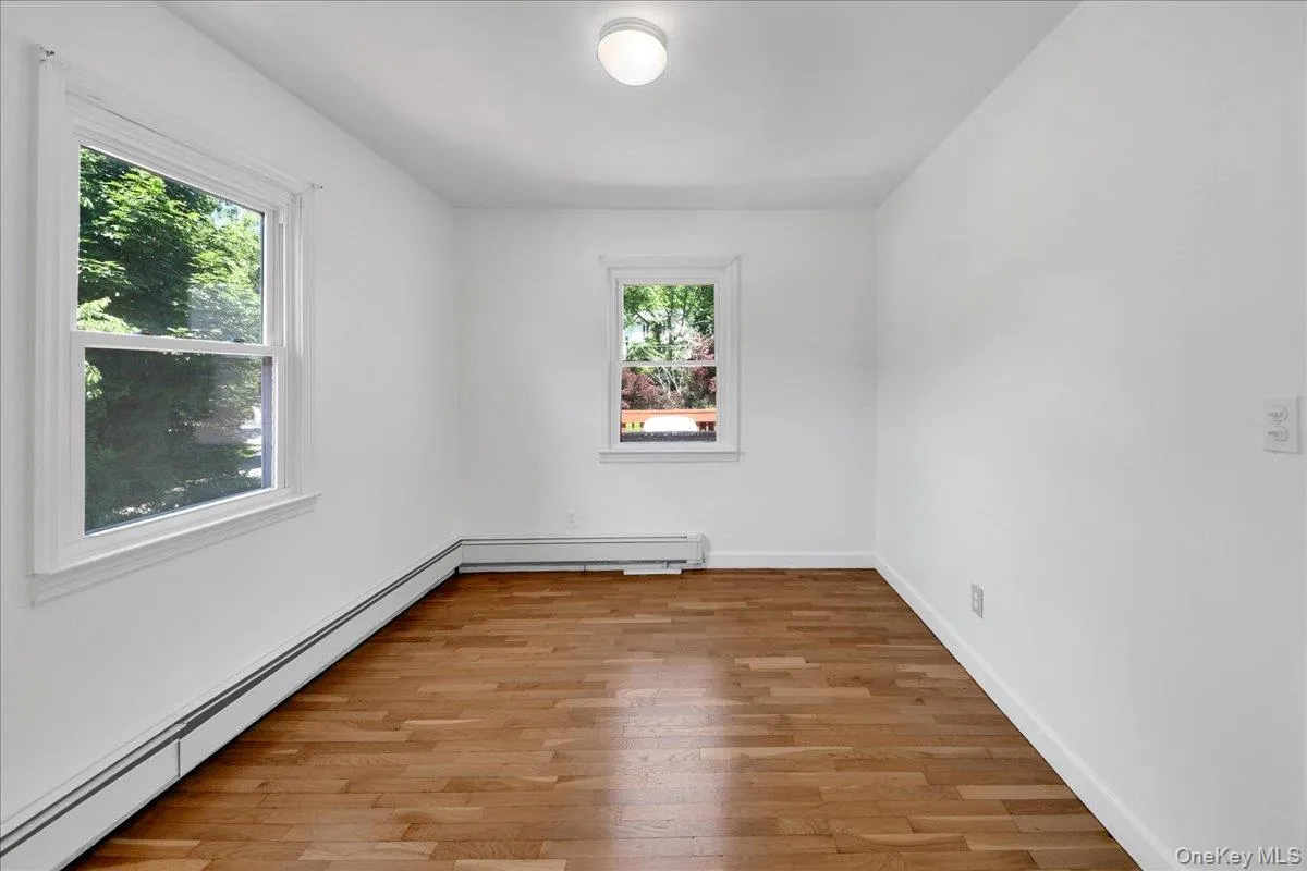 2nd Bedroom on 1st Fl 2nd Bedroom on 1st Fl