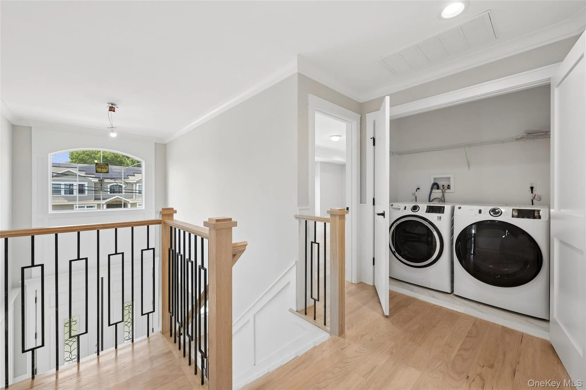 1750 Henry Road, Hempstead, NY, 5 Bedrooms Bedrooms, 11 Rooms Rooms,3 BathroomsBathrooms,Residential,For Rent,Henry,0,1008035 1750 Henry Road, Hempstead, NY, 5 Bedrooms Bedrooms, 11 Rooms Rooms,3 BathroomsBathrooms,Residential,For Rent,Henry,0,1008035