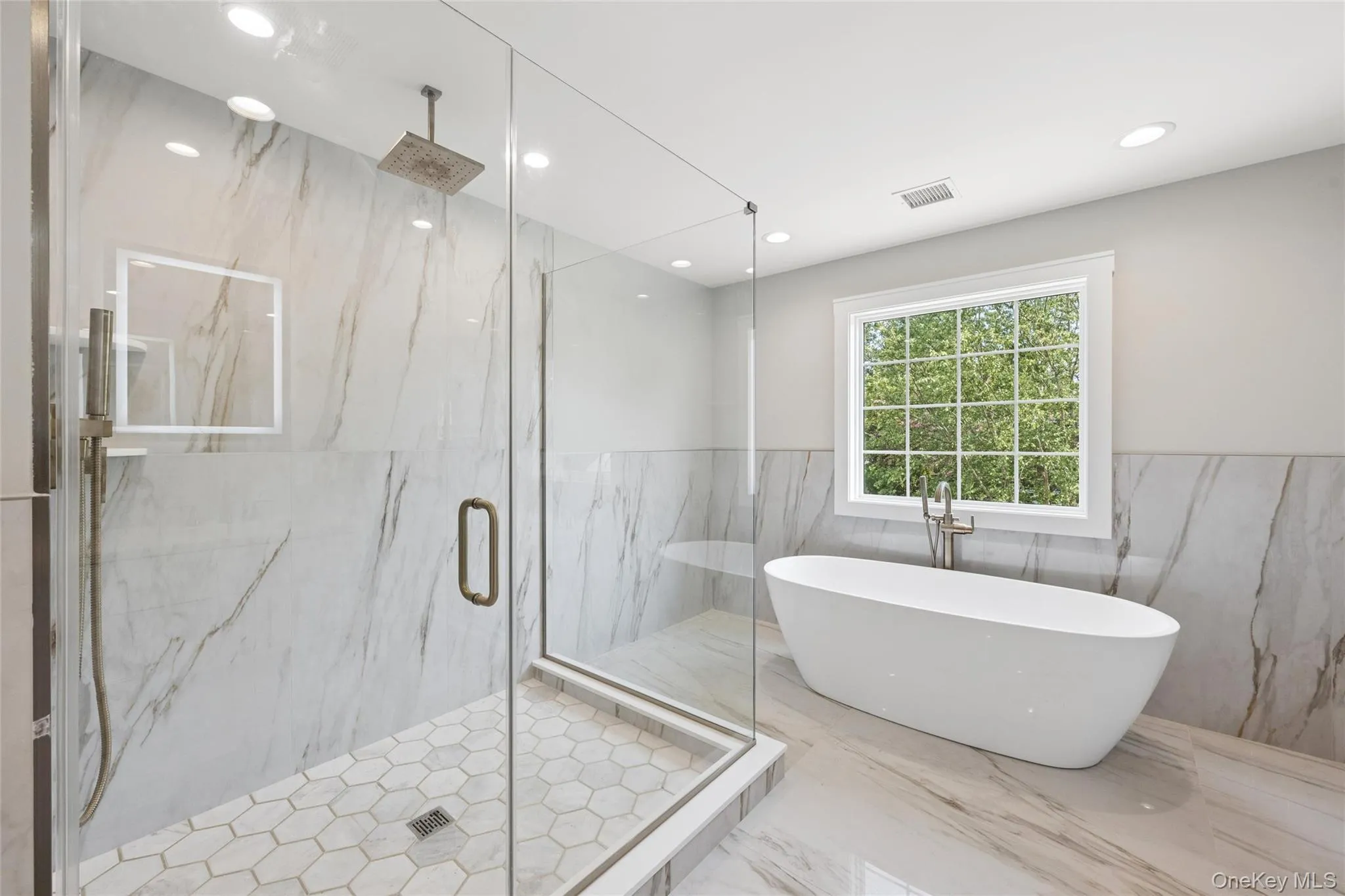 1750 Henry Road, Hempstead, NY, 5 Bedrooms Bedrooms, 11 Rooms Rooms,3 BathroomsBathrooms,Residential,For Rent,Henry,0,1008035 1750 Henry Road, Hempstead, NY, 5 Bedrooms Bedrooms, 11 Rooms Rooms,3 BathroomsBathrooms,Residential,For Rent,Henry,0,1008035