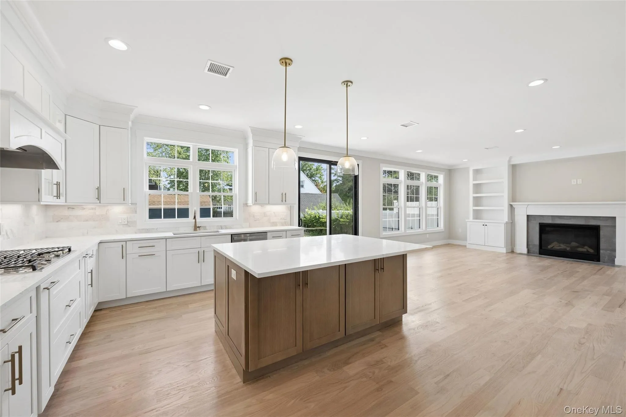 1750 Henry Road, Hempstead, NY, 5 Bedrooms Bedrooms, 11 Rooms Rooms,3 BathroomsBathrooms,Residential,For Rent,Henry,0,1008035 1750 Henry Road, Hempstead, NY, 5 Bedrooms Bedrooms, 11 Rooms Rooms,3 BathroomsBathrooms,Residential,For Rent,Henry,0,1008035