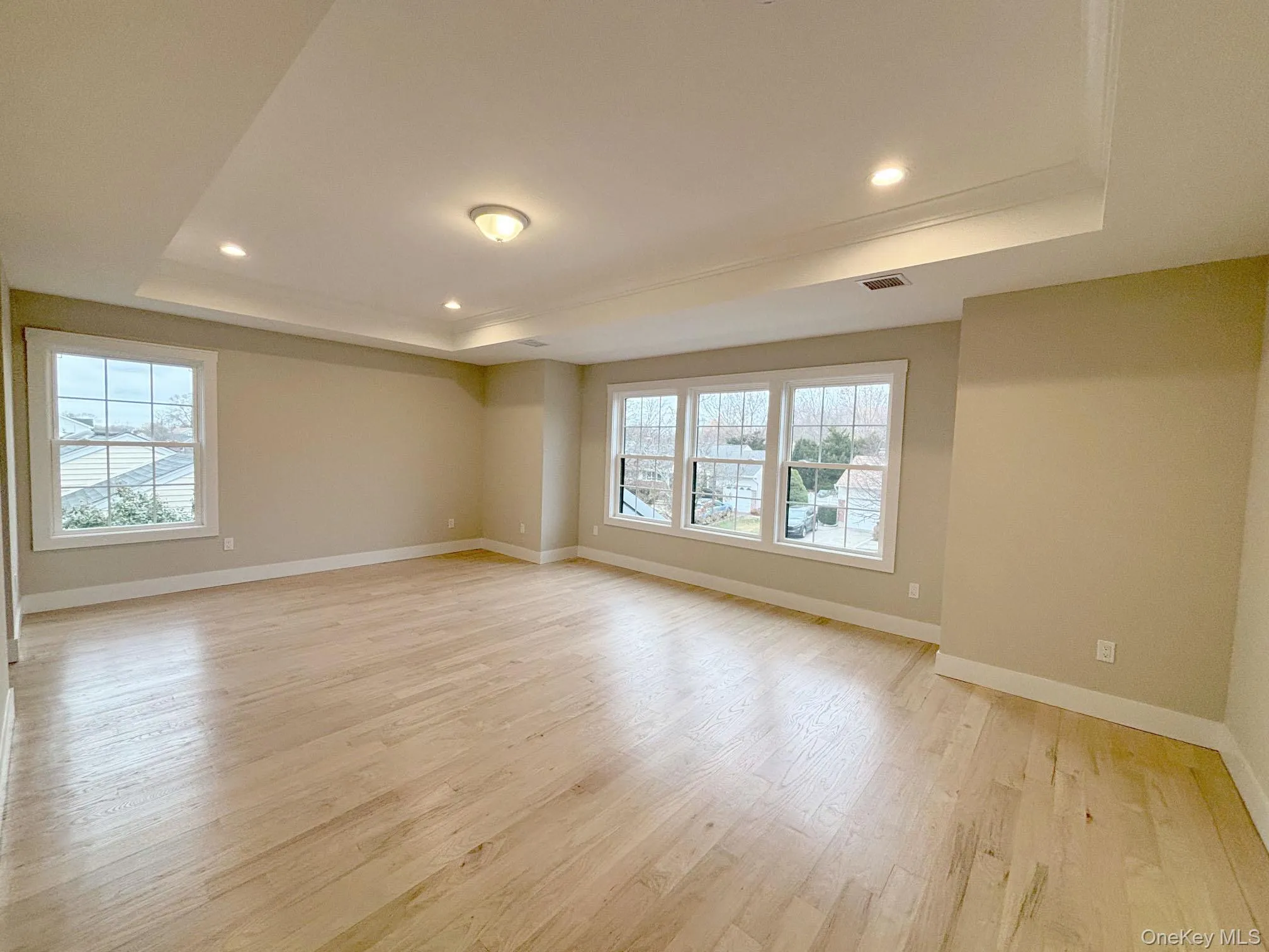 1750 Henry Road, Hempstead, NY, 5 Bedrooms Bedrooms, 11 Rooms Rooms,3 BathroomsBathrooms,Residential,For Rent,Henry,0,1008035 1750 Henry Road, Hempstead, NY, 5 Bedrooms Bedrooms, 11 Rooms Rooms,3 BathroomsBathrooms,Residential,For Rent,Henry,0,1008035
