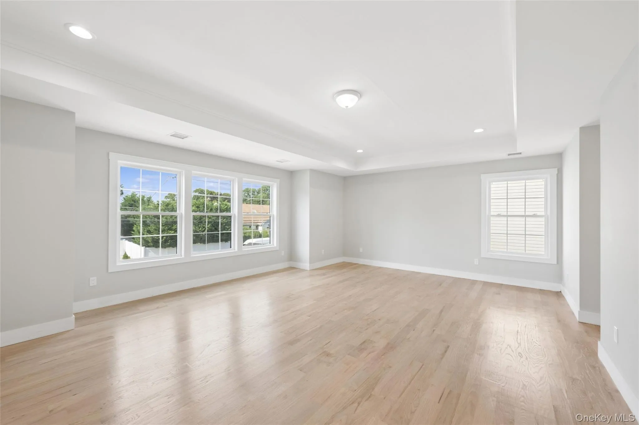 1750 Henry Road, Hempstead, NY, 5 Bedrooms Bedrooms, 11 Rooms Rooms,3 BathroomsBathrooms,Residential,For Rent,Henry,0,1008035 1750 Henry Road, Hempstead, NY, 5 Bedrooms Bedrooms, 11 Rooms Rooms,3 BathroomsBathrooms,Residential,For Rent,Henry,0,1008035
