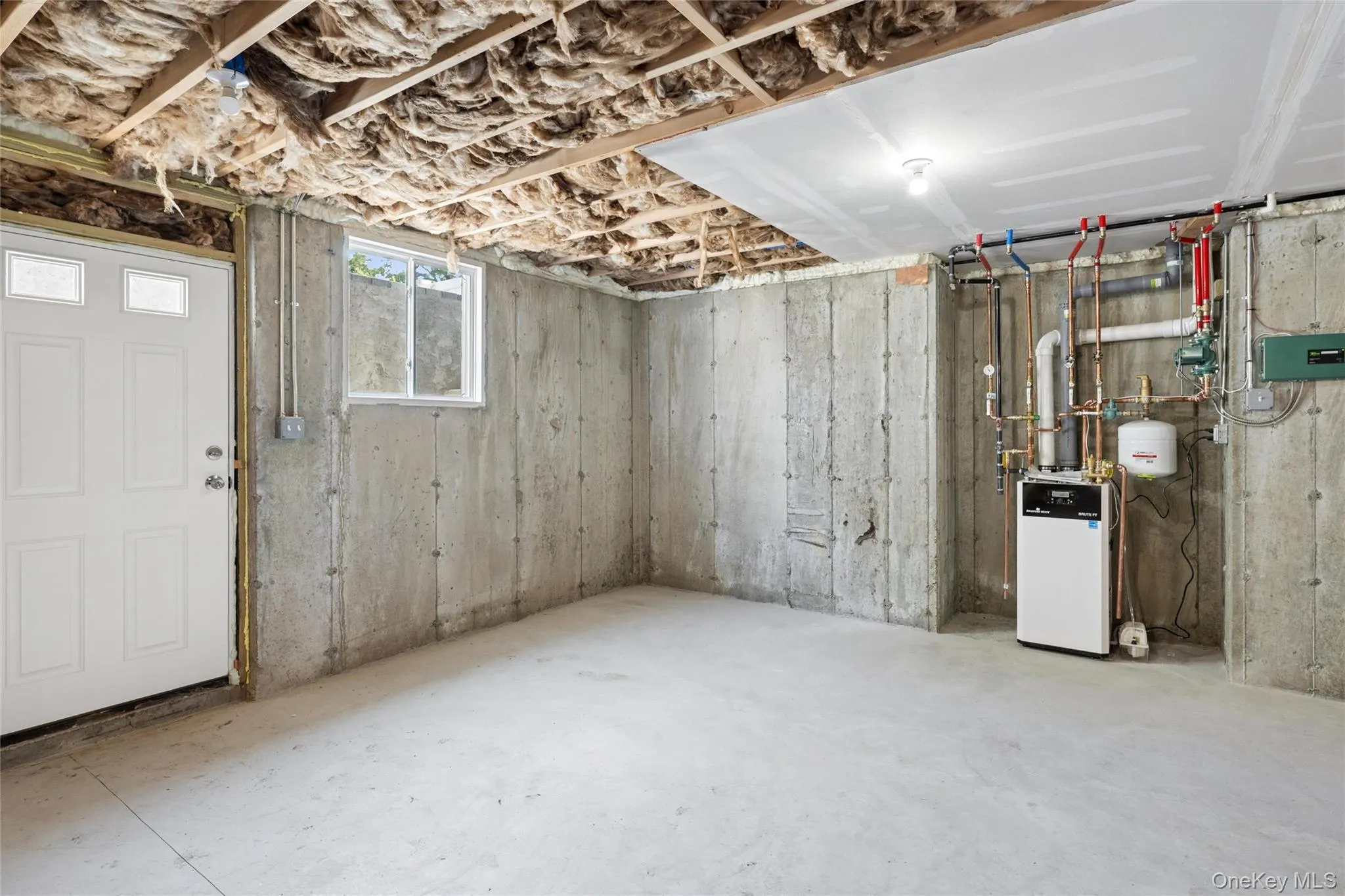 1750 Henry Road, Hempstead, NY, 5 Bedrooms Bedrooms, 11 Rooms Rooms,3 BathroomsBathrooms,Residential,For Rent,Henry,0,1008035 1750 Henry Road, Hempstead, NY, 5 Bedrooms Bedrooms, 11 Rooms Rooms,3 BathroomsBathrooms,Residential,For Rent,Henry,0,1008035