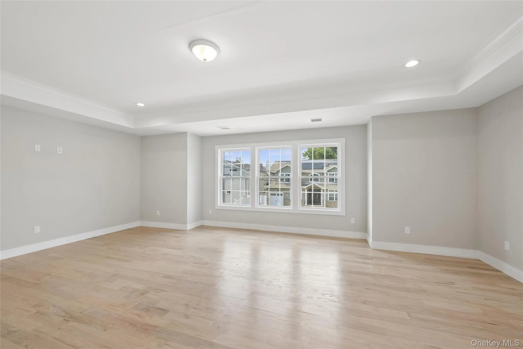 1750 Henry Road, Hempstead, NY, 5 Bedrooms Bedrooms, 11 Rooms Rooms,3 BathroomsBathrooms,Residential,For Rent,Henry,0,1008035 1750 Henry Road, Hempstead, NY, 5 Bedrooms Bedrooms, 11 Rooms Rooms,3 BathroomsBathrooms,Residential,For Rent,Henry,0,1008035