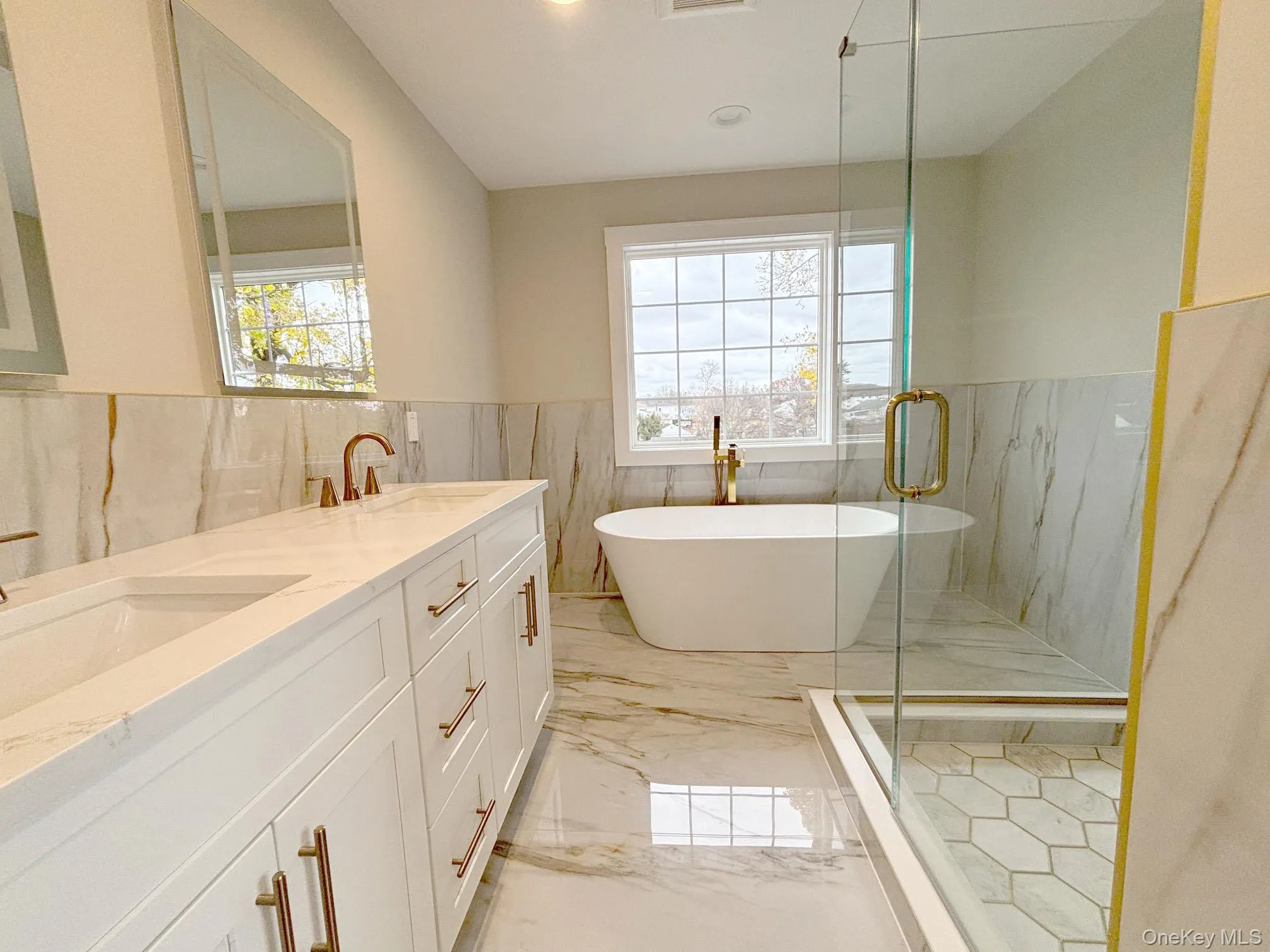 1750 Henry Road, Hempstead, NY, 5 Bedrooms Bedrooms, 11 Rooms Rooms,3 BathroomsBathrooms,Residential,For Rent,Henry,0,1008035 1750 Henry Road, Hempstead, NY, 5 Bedrooms Bedrooms, 11 Rooms Rooms,3 BathroomsBathrooms,Residential,For Rent,Henry,0,1008035