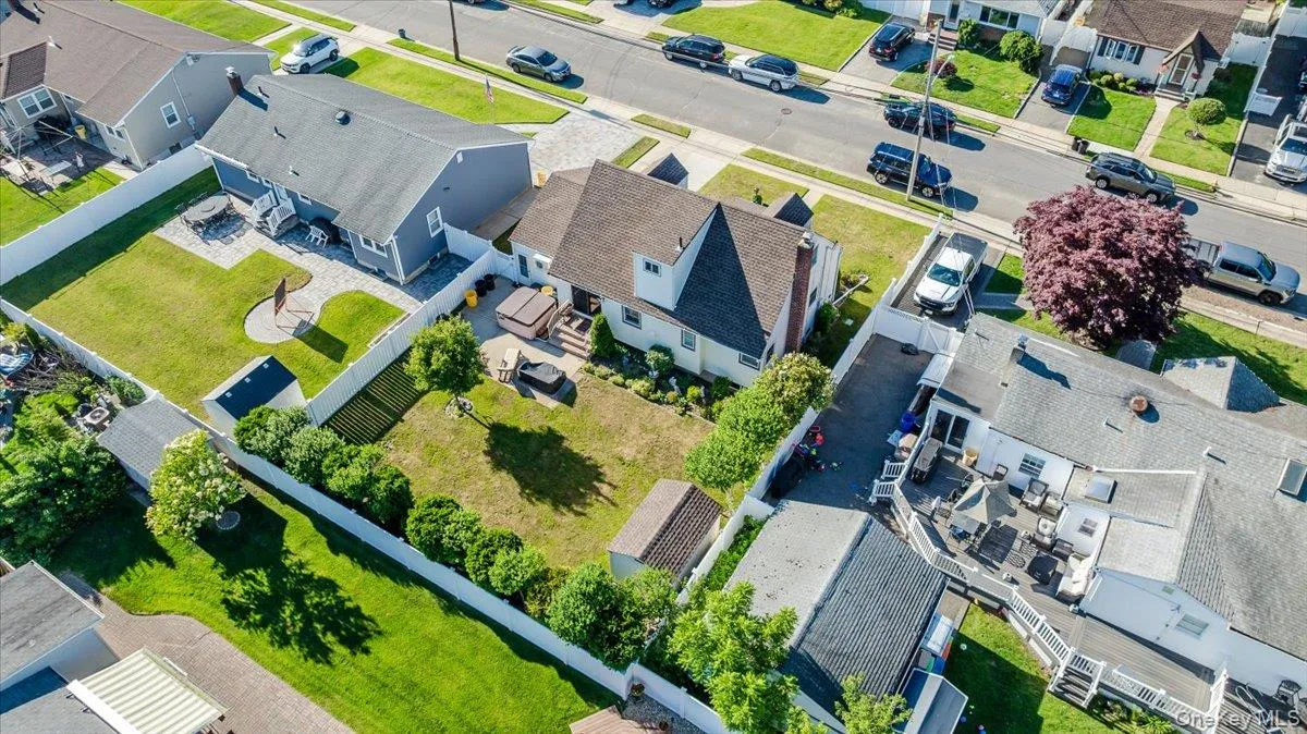 206 Iowa Avenue, Oyster Bay, NY, 4 Bedrooms Bedrooms, 6 Rooms Rooms,2 BathroomsBathrooms,Residential,For Rent,Iowa,0,1008036 206 Iowa Avenue, Oyster Bay, NY, 4 Bedrooms Bedrooms, 6 Rooms Rooms,2 BathroomsBathrooms,Residential,For Rent,Iowa,0,1008036