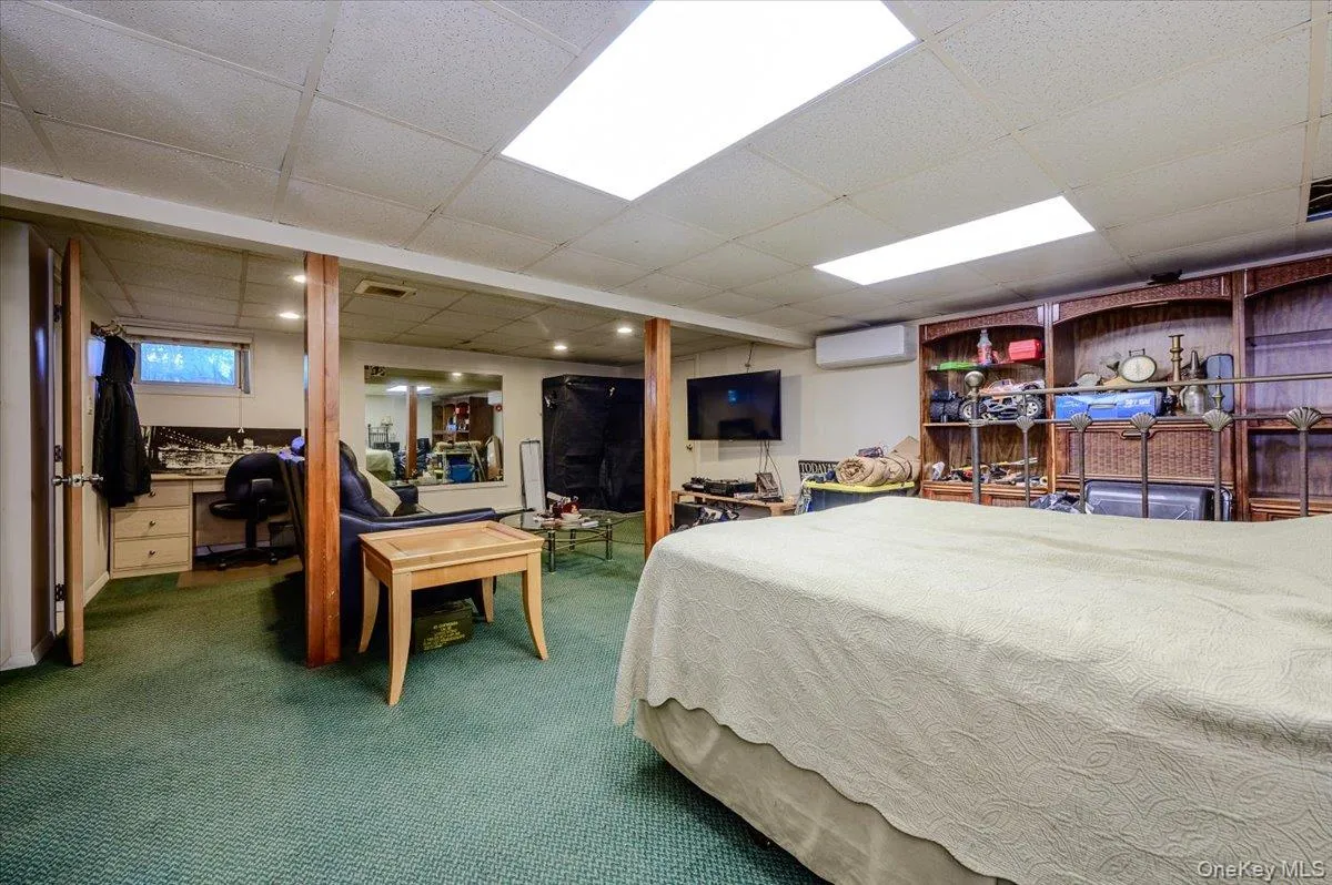 206 Iowa Avenue, Oyster Bay, NY, 4 Bedrooms Bedrooms, 6 Rooms Rooms,2 BathroomsBathrooms,Residential,For Rent,Iowa,0,1008036 206 Iowa Avenue, Oyster Bay, NY, 4 Bedrooms Bedrooms, 6 Rooms Rooms,2 BathroomsBathrooms,Residential,For Rent,Iowa,0,1008036