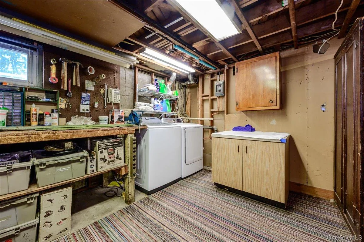 206 Iowa Avenue, Oyster Bay, NY, 4 Bedrooms Bedrooms, 6 Rooms Rooms,2 BathroomsBathrooms,Residential,For Rent,Iowa,0,1008036 206 Iowa Avenue, Oyster Bay, NY, 4 Bedrooms Bedrooms, 6 Rooms Rooms,2 BathroomsBathrooms,Residential,For Rent,Iowa,0,1008036