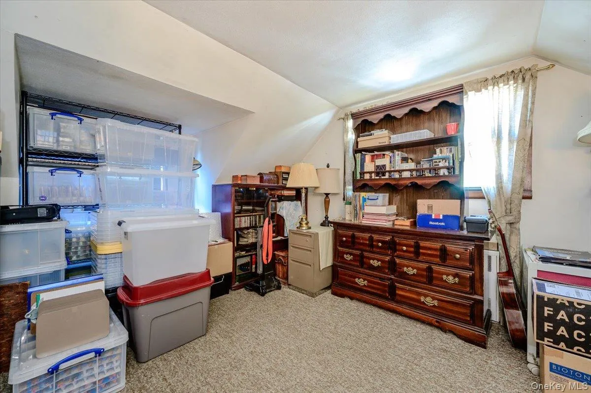 206 Iowa Avenue, Oyster Bay, NY, 4 Bedrooms Bedrooms, 6 Rooms Rooms,2 BathroomsBathrooms,Residential,For Rent,Iowa,0,1008036 206 Iowa Avenue, Oyster Bay, NY, 4 Bedrooms Bedrooms, 6 Rooms Rooms,2 BathroomsBathrooms,Residential,For Rent,Iowa,0,1008036