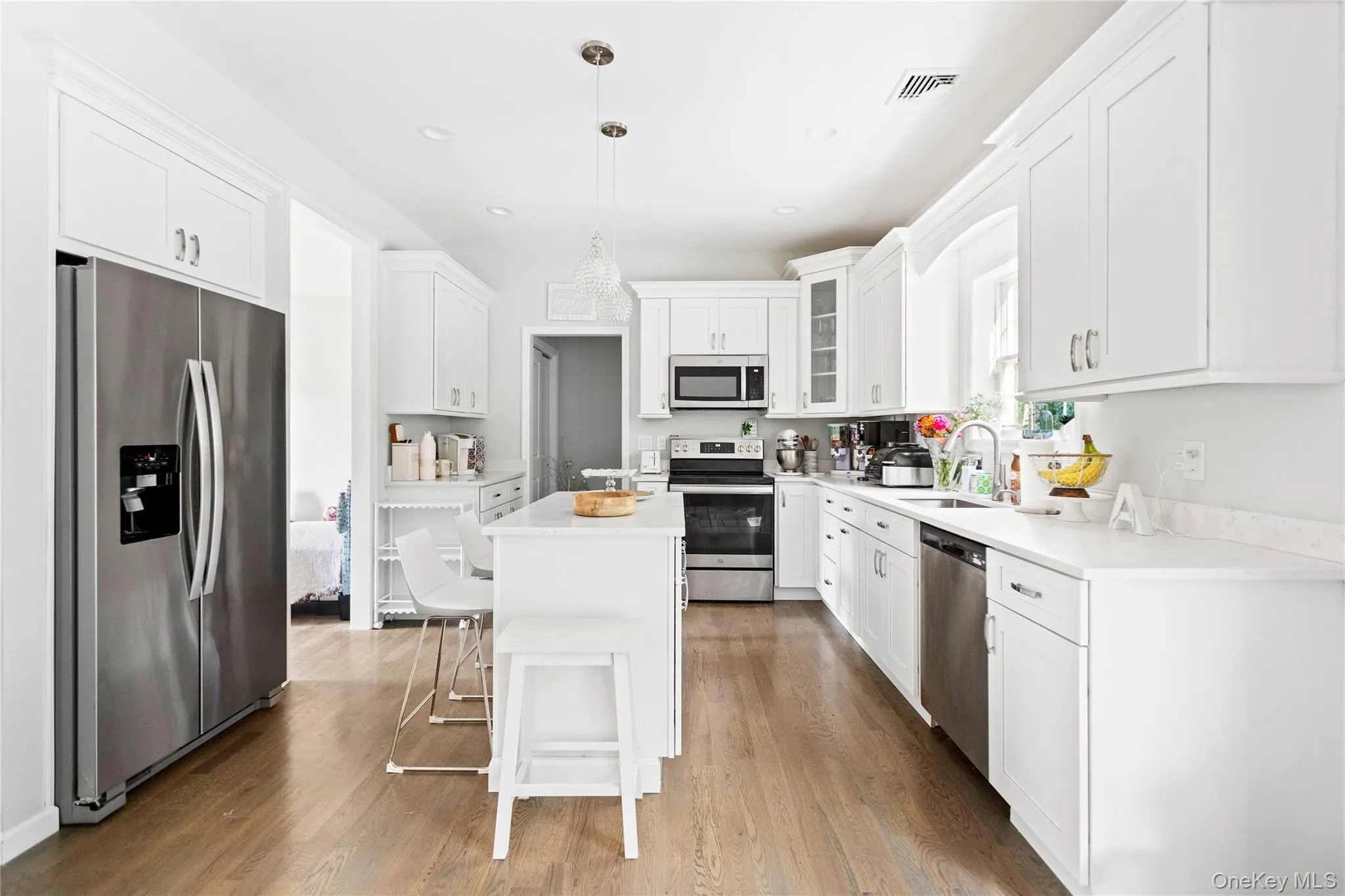 24 Belmont Road, Brookhaven, NY, 3 Bedrooms Bedrooms, 8 Rooms Rooms,2 BathroomsBathrooms,Residential,For Rent,Belmont,0,1008039 24 Belmont Road, Brookhaven, NY, 3 Bedrooms Bedrooms, 8 Rooms Rooms,2 BathroomsBathrooms,Residential,For Rent,Belmont,0,1008039