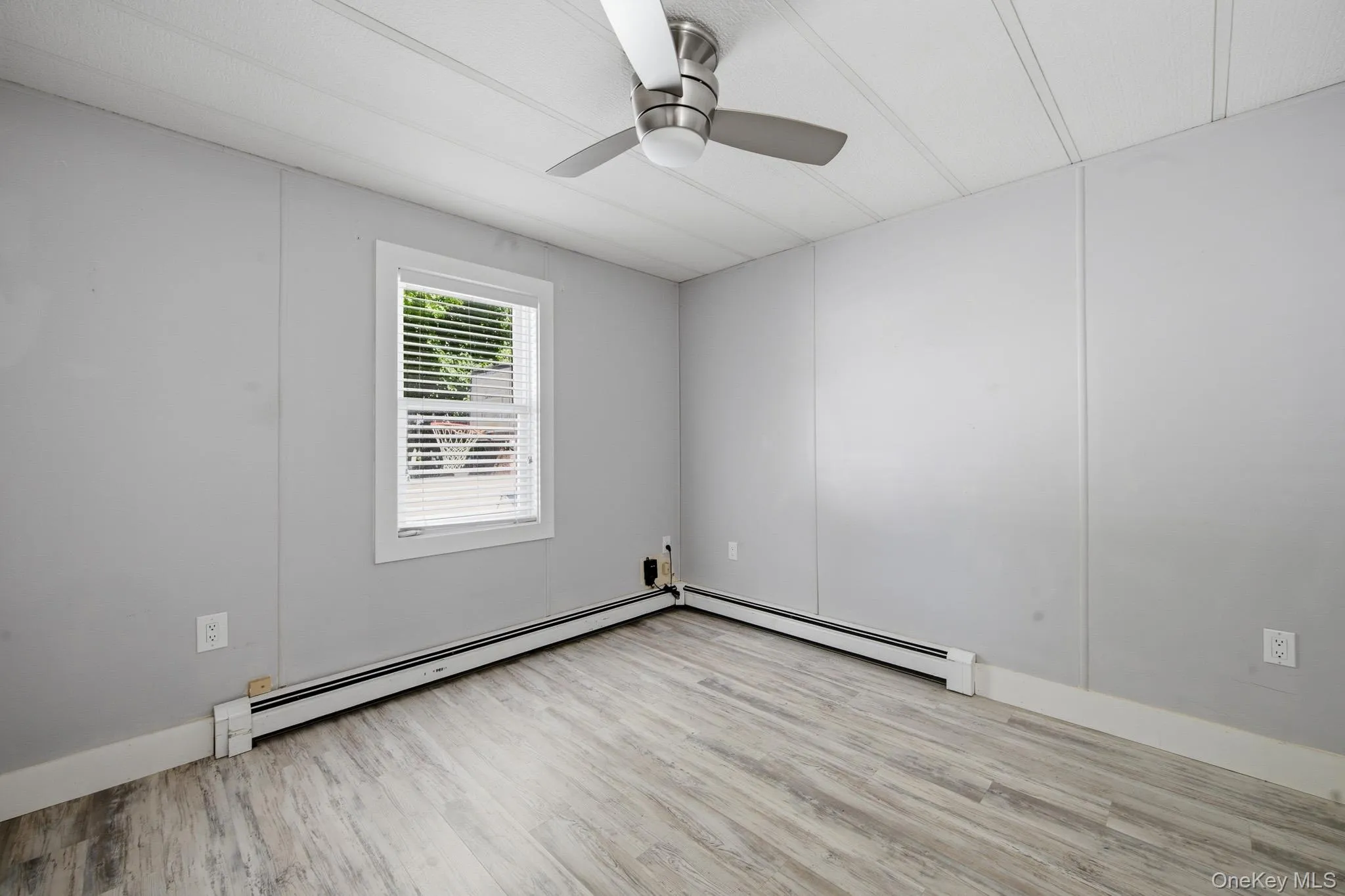 214 Pleasant Street, Islip, NY, 3 Bedrooms Bedrooms, 13 Rooms Rooms,3 BathroomsBathrooms,Residential,For Rent,Pleasant,0,1008040 214 Pleasant Street, Islip, NY, 3 Bedrooms Bedrooms, 13 Rooms Rooms,3 BathroomsBathrooms,Residential,For Rent,Pleasant,0,1008040
