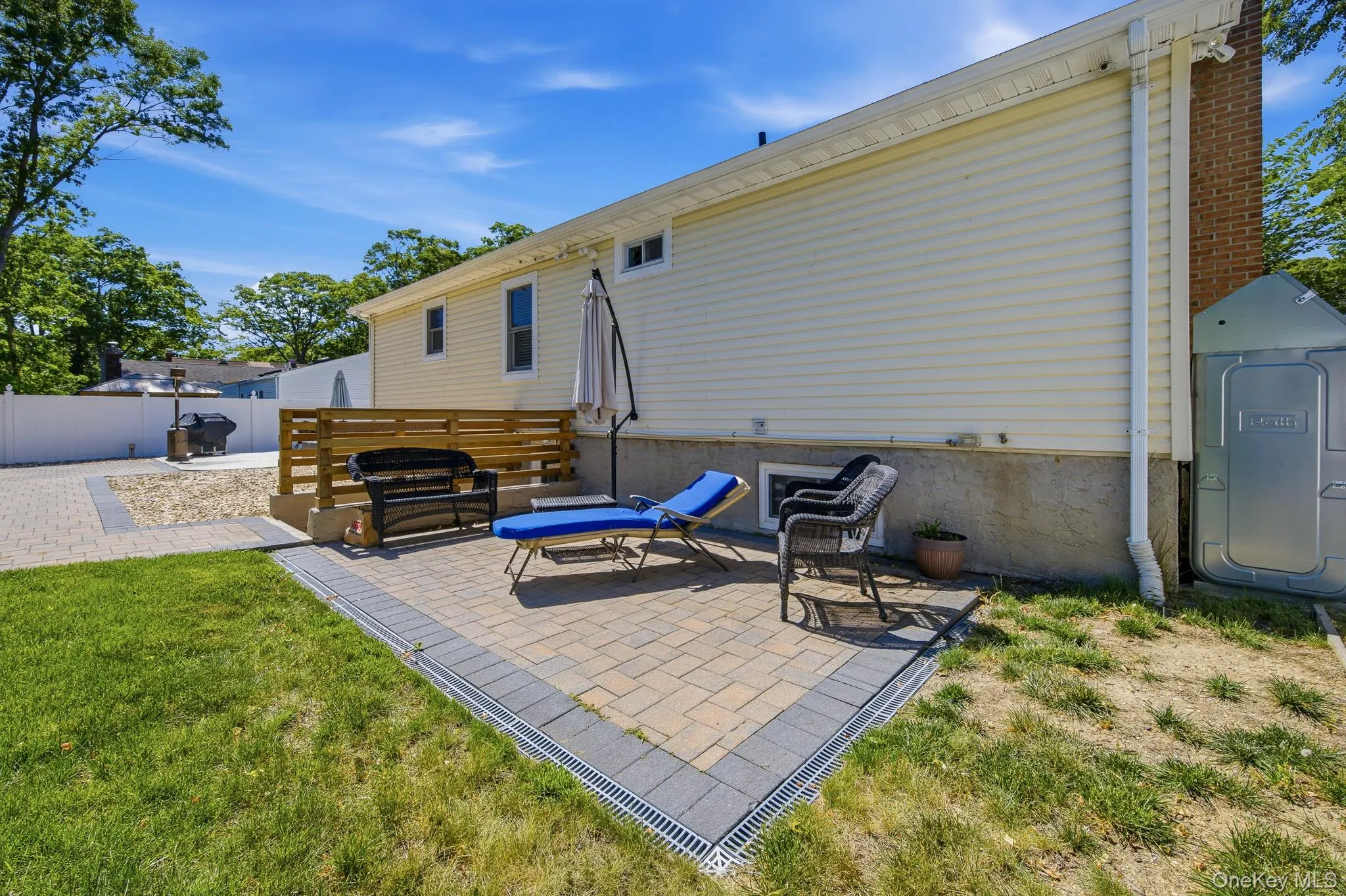 214 Pleasant Street, Islip, NY, 3 Bedrooms Bedrooms, 13 Rooms Rooms,3 BathroomsBathrooms,Residential,For Rent,Pleasant,0,1008040 214 Pleasant Street, Islip, NY, 3 Bedrooms Bedrooms, 13 Rooms Rooms,3 BathroomsBathrooms,Residential,For Rent,Pleasant,0,1008040