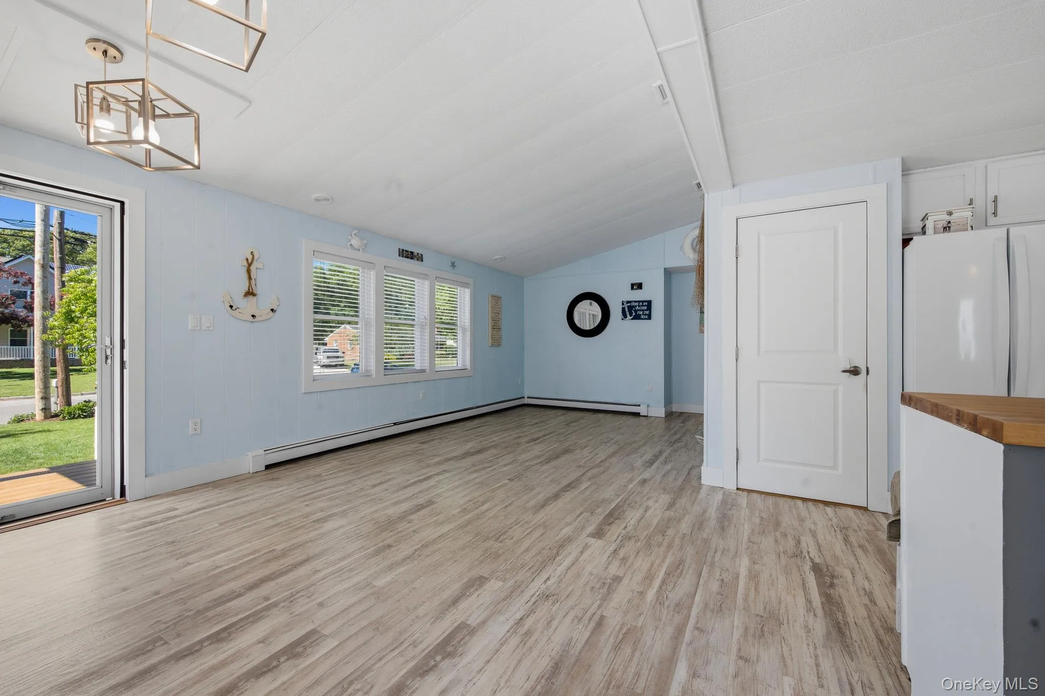 214 Pleasant Street, Islip, NY, 3 Bedrooms Bedrooms, 13 Rooms Rooms,3 BathroomsBathrooms,Residential,For Rent,Pleasant,0,1008040 214 Pleasant Street, Islip, NY, 3 Bedrooms Bedrooms, 13 Rooms Rooms,3 BathroomsBathrooms,Residential,For Rent,Pleasant,0,1008040