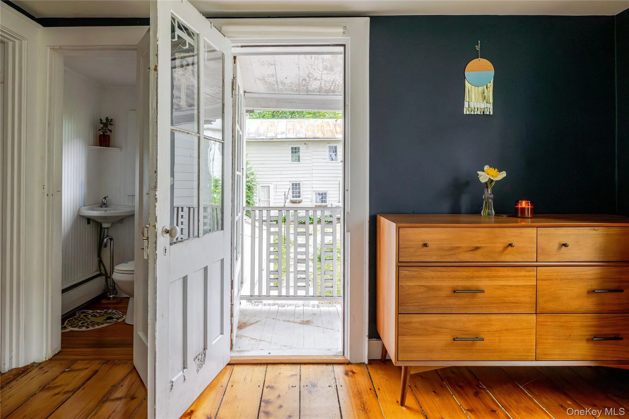16 Worth Avenue, Hudson, NY, 3 Bedrooms Bedrooms, 10 Rooms Rooms,2 BathroomsBathrooms,Residential,For Rent,Worth,0,1008046 16 Worth Avenue, Hudson, NY, 3 Bedrooms Bedrooms, 10 Rooms Rooms,2 BathroomsBathrooms,Residential,For Rent,Worth,0,1008046