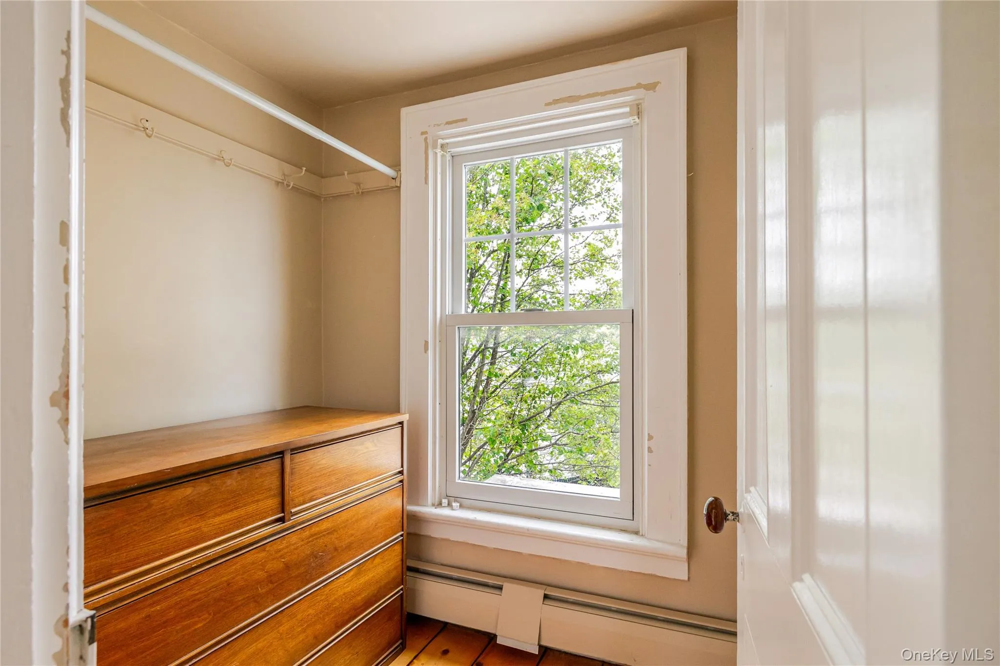 16 Worth Avenue, Hudson, NY, 3 Bedrooms Bedrooms, 10 Rooms Rooms,2 BathroomsBathrooms,Residential,For Rent,Worth,0,1008046 16 Worth Avenue, Hudson, NY, 3 Bedrooms Bedrooms, 10 Rooms Rooms,2 BathroomsBathrooms,Residential,For Rent,Worth,0,1008046