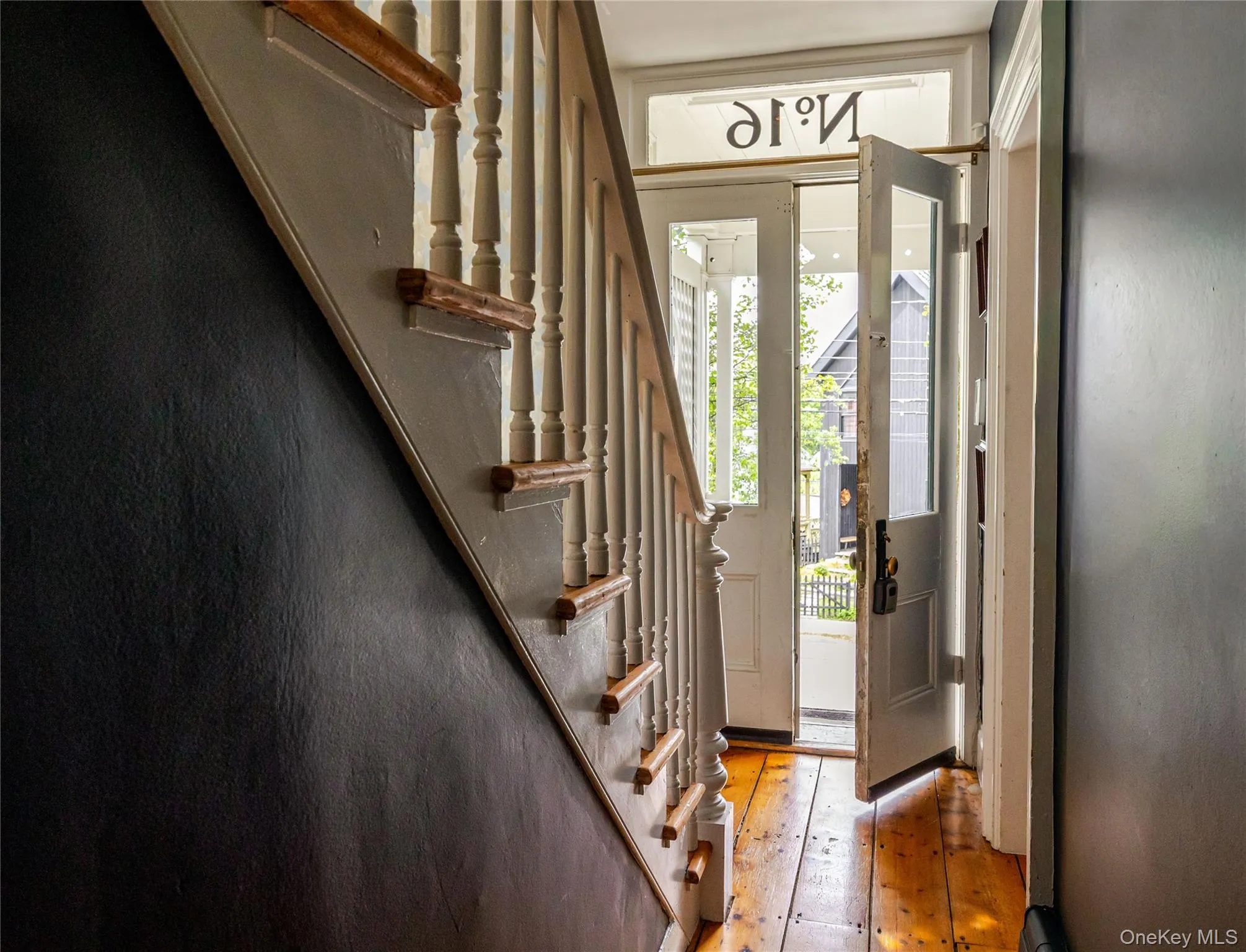 16 Worth Avenue, Hudson, NY, 3 Bedrooms Bedrooms, 10 Rooms Rooms,2 BathroomsBathrooms,Residential,For Rent,Worth,0,1008046 16 Worth Avenue, Hudson, NY, 3 Bedrooms Bedrooms, 10 Rooms Rooms,2 BathroomsBathrooms,Residential,For Rent,Worth,0,1008046
