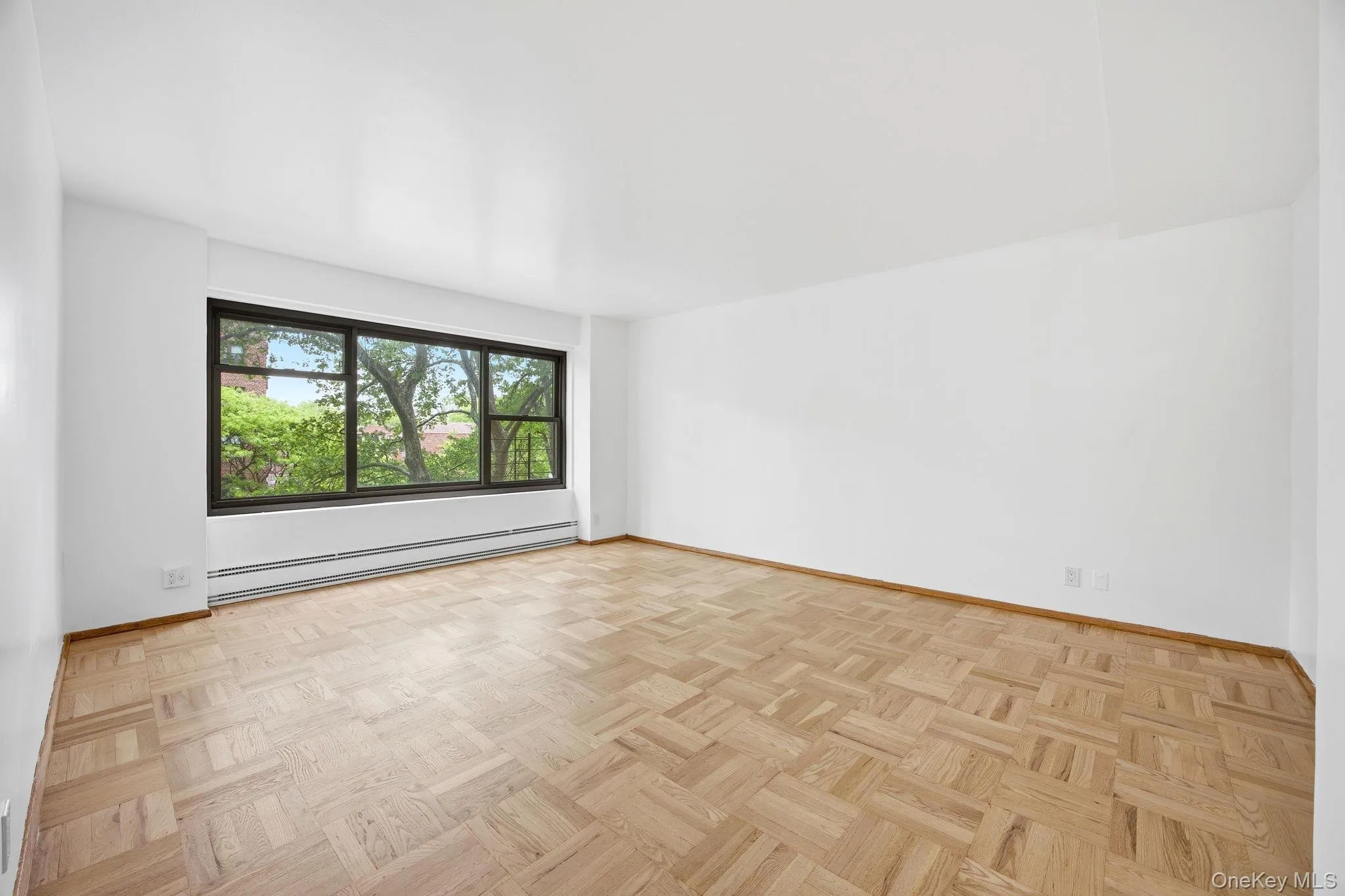 33-52 Crescent Street, New York, NY, 2 Bedrooms Bedrooms, 5 Rooms Rooms,1 BathroomBathrooms,Residential,For Rent,Crescent,0,1008048 33-52 Crescent Street, New York, NY, 2 Bedrooms Bedrooms, 5 Rooms Rooms,1 BathroomBathrooms,Residential,For Rent,Crescent,0,1008048