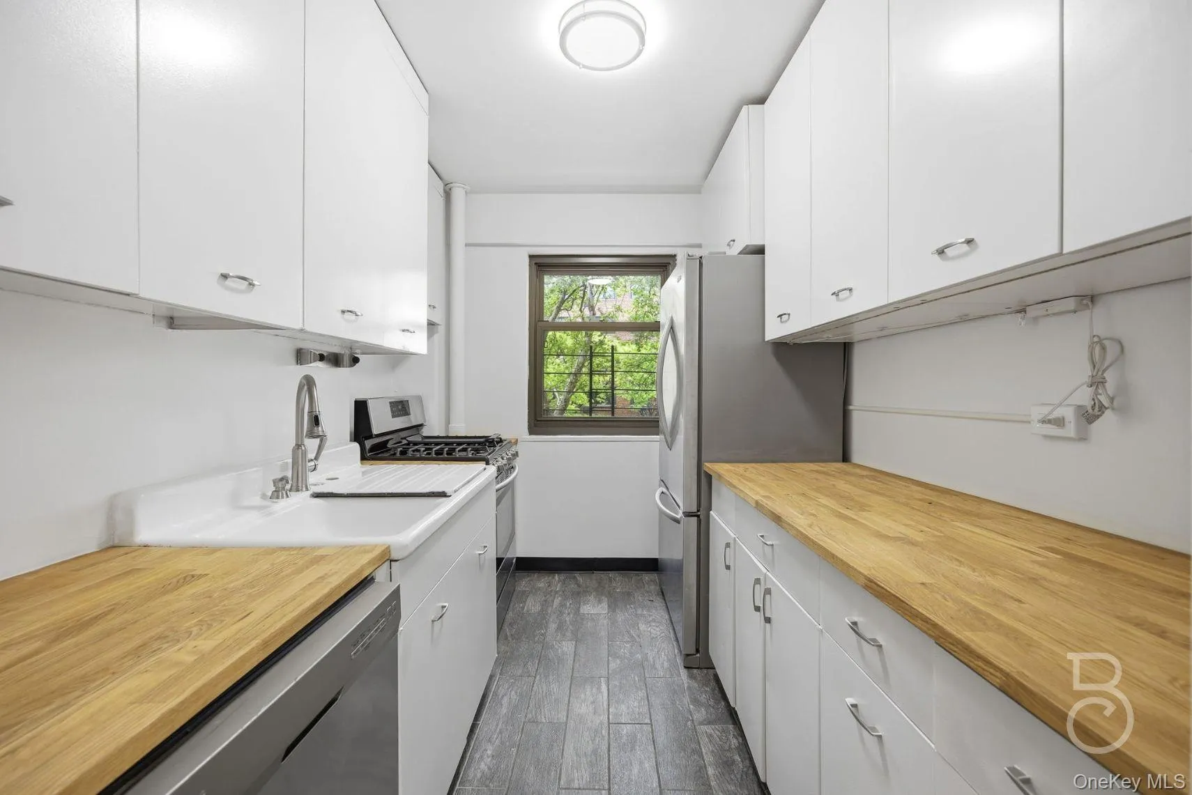 33-52 Crescent Street, New York, NY, 2 Bedrooms Bedrooms, 5 Rooms Rooms,1 BathroomBathrooms,Residential,For Rent,Crescent,0,1008048 33-52 Crescent Street, New York, NY, 2 Bedrooms Bedrooms, 5 Rooms Rooms,1 BathroomBathrooms,Residential,For Rent,Crescent,0,1008048