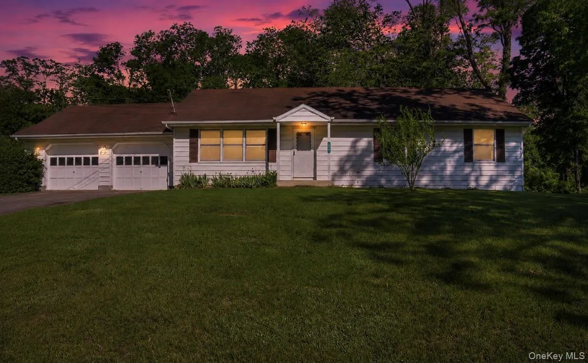 175 Overocker Road, Poughkeepsie (town), NY, 3 Bedrooms Bedrooms, 7 Rooms Rooms,2 BathroomsBathrooms,Residential,For Rent,Overocker,0,1008050 175 Overocker Road, Poughkeepsie (town), NY, 3 Bedrooms Bedrooms, 7 Rooms Rooms,2 BathroomsBathrooms,Residential,For Rent,Overocker,0,1008050