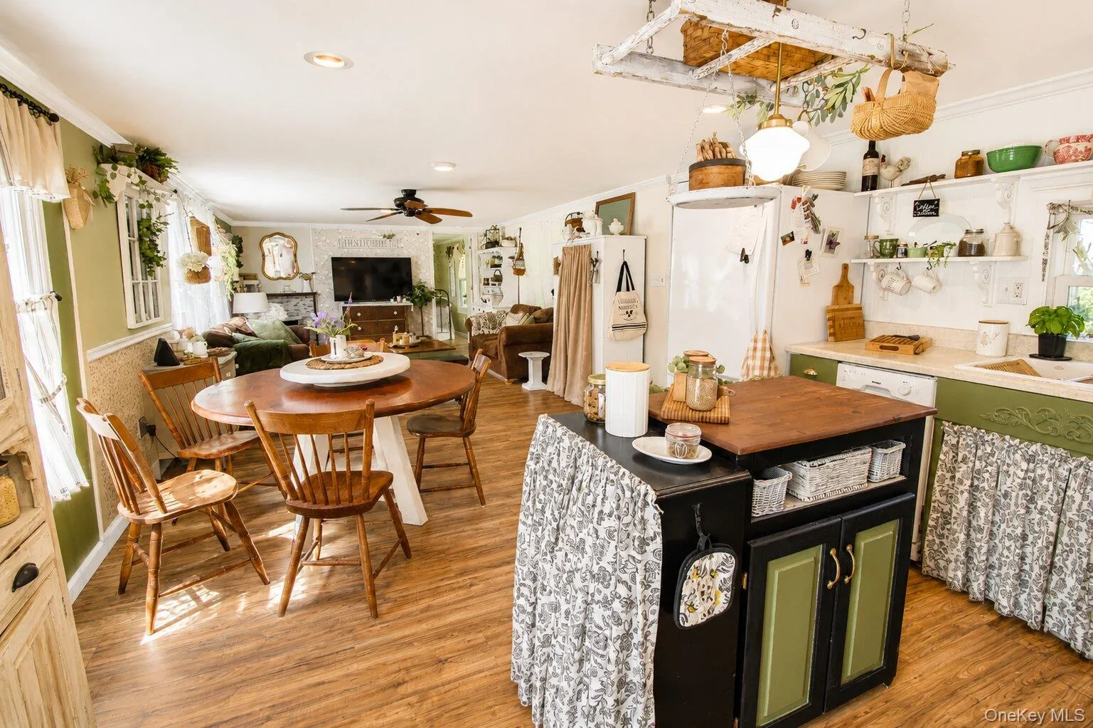 30 Tally-Ho Drive, Dover, NY, 2 Bedrooms Bedrooms, 5 Rooms Rooms,2 BathroomsBathrooms,Residential,For Rent,Tally-Ho,0,1008053 30 Tally-Ho Drive, Dover, NY, 2 Bedrooms Bedrooms, 5 Rooms Rooms,2 BathroomsBathrooms,Residential,For Rent,Tally-Ho,0,1008053