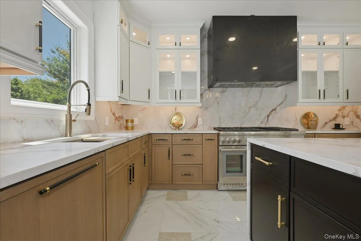 72 Haypath Road, Oyster Bay, NY, 5 Bedrooms Bedrooms, 12 Rooms Rooms,5 BathroomsBathrooms,Residential,For Rent,Haypath,0,1008056 72 Haypath Road, Oyster Bay, NY, 5 Bedrooms Bedrooms, 12 Rooms Rooms,5 BathroomsBathrooms,Residential,For Rent,Haypath,0,1008056