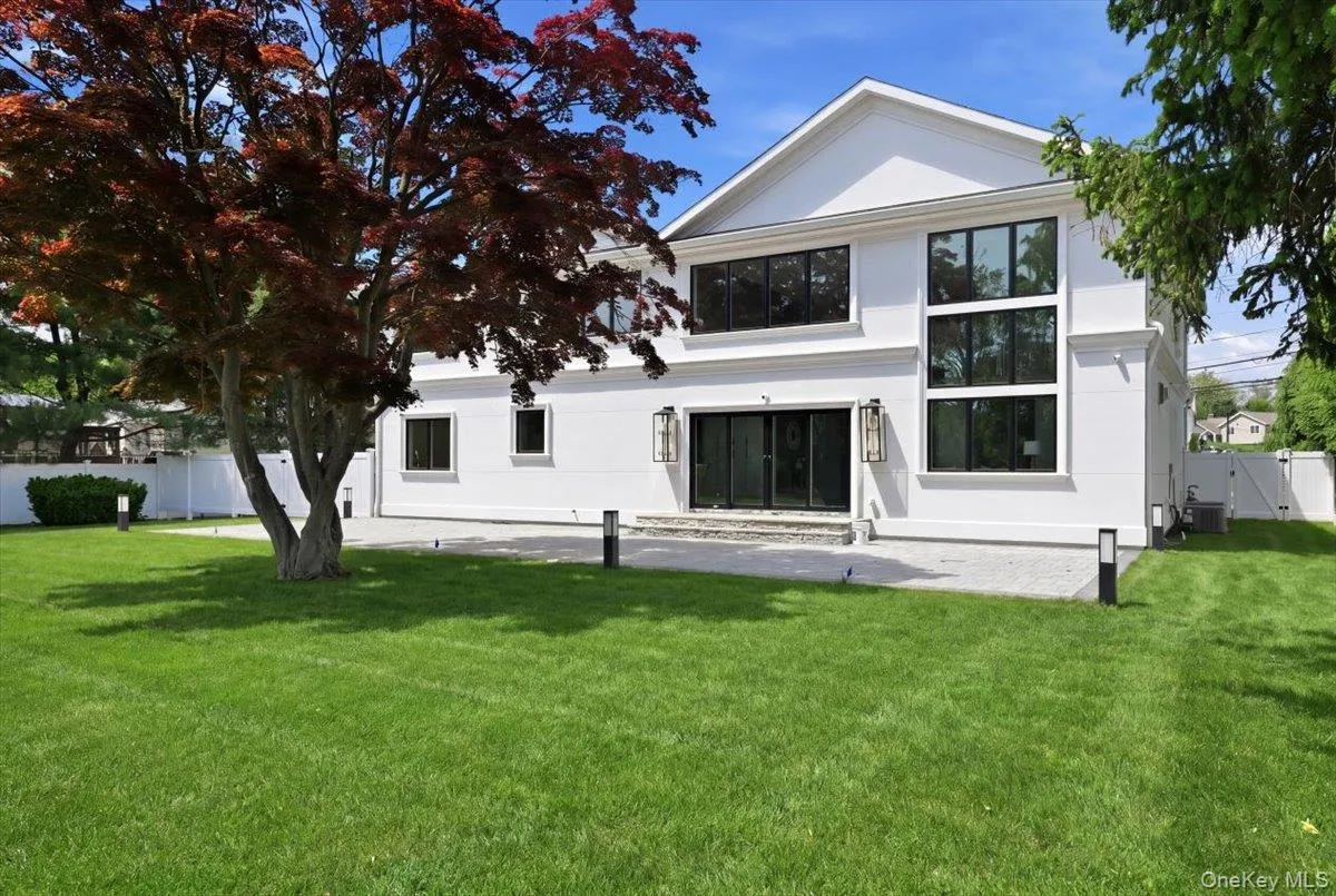 72 Haypath Road, Oyster Bay, NY, 5 Bedrooms Bedrooms, 12 Rooms Rooms,5 BathroomsBathrooms,Residential,For Rent,Haypath,0,1008056 72 Haypath Road, Oyster Bay, NY, 5 Bedrooms Bedrooms, 12 Rooms Rooms,5 BathroomsBathrooms,Residential,For Rent,Haypath,0,1008056