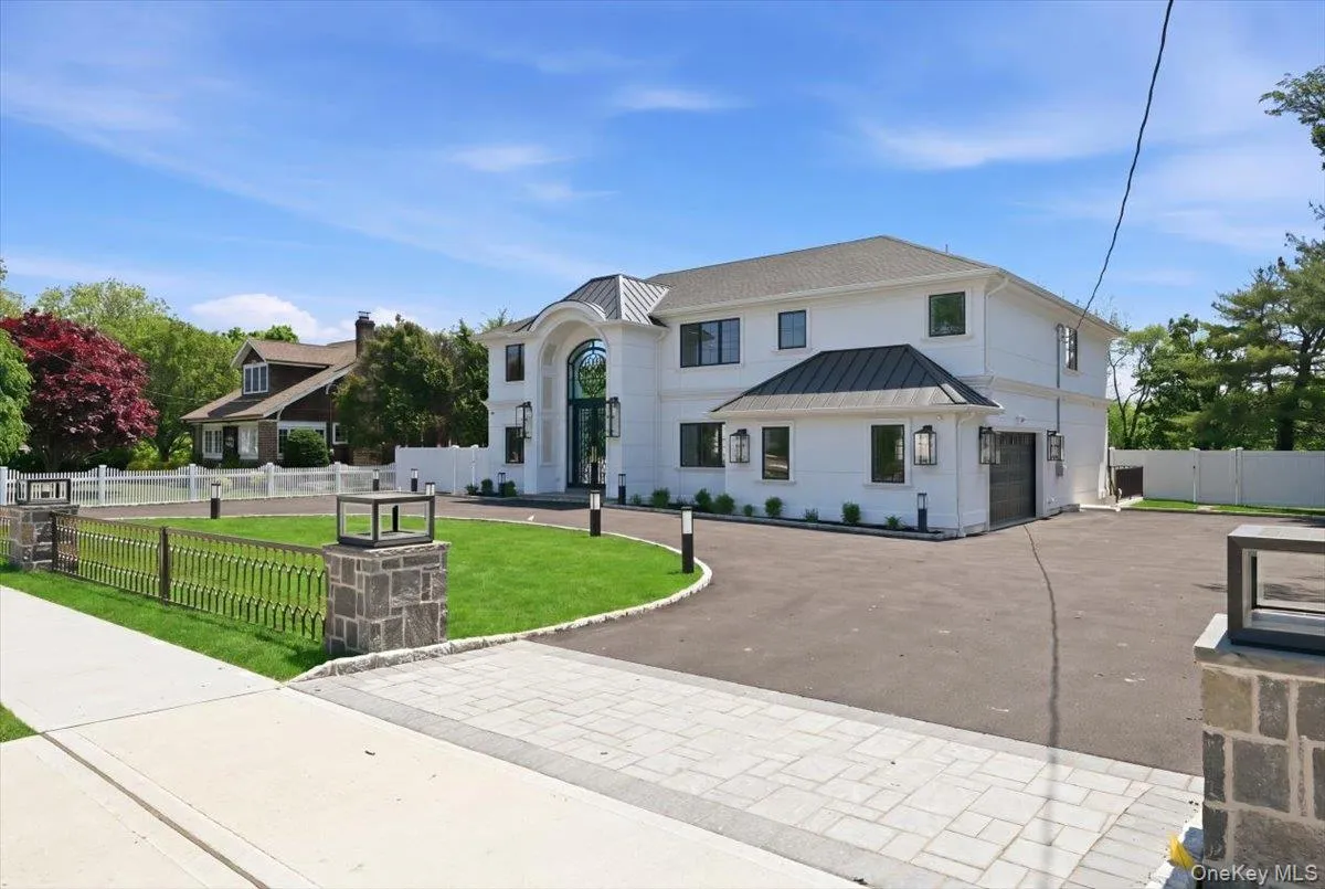 72 Haypath Road, Oyster Bay, NY, 5 Bedrooms Bedrooms, 12 Rooms Rooms,5 BathroomsBathrooms,Residential,For Rent,Haypath,0,1008056 72 Haypath Road, Oyster Bay, NY, 5 Bedrooms Bedrooms, 12 Rooms Rooms,5 BathroomsBathrooms,Residential,For Rent,Haypath,0,1008056