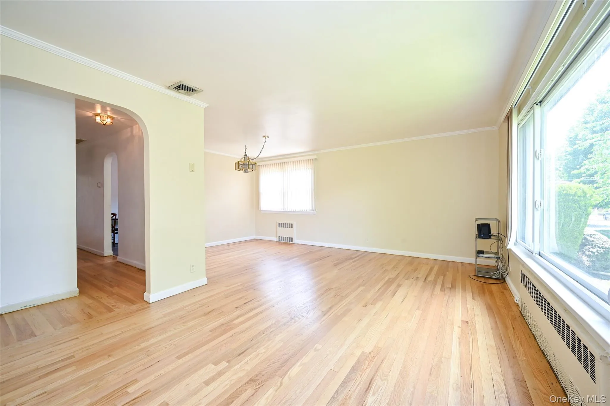 65-31 171st Street, New York, NY, 3 Bedrooms Bedrooms, 10 Rooms Rooms,2 BathroomsBathrooms,Residential,For Rent,171st,0,1008061 65-31 171st Street, New York, NY, 3 Bedrooms Bedrooms, 10 Rooms Rooms,2 BathroomsBathrooms,Residential,For Rent,171st,0,1008061