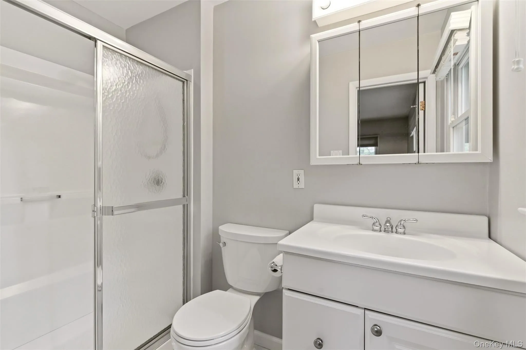 Full Bathroom Full Bathroom