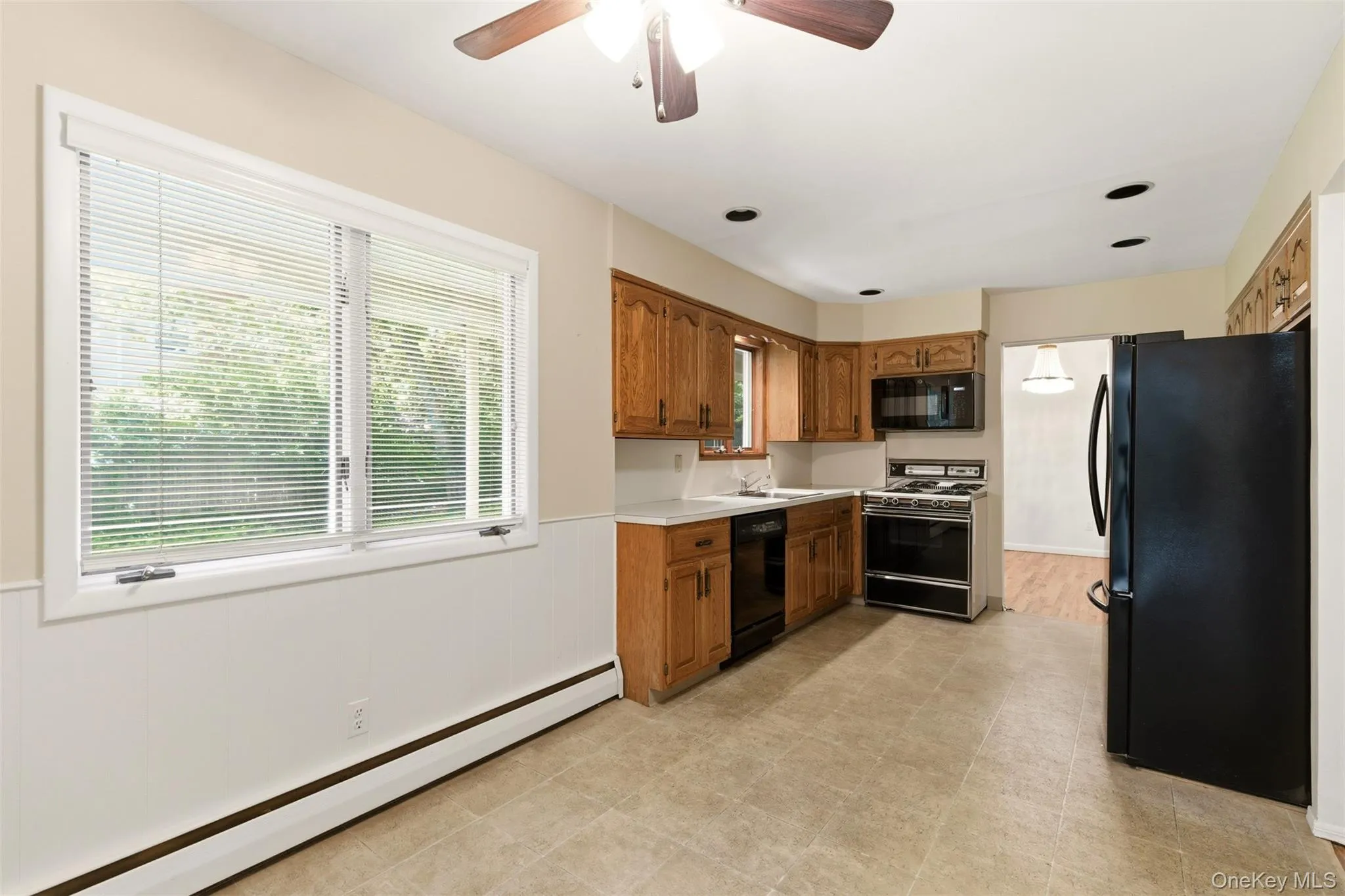 2 Bartel Place, Huntington, NY, 5 Bedrooms Bedrooms, 9 Rooms Rooms,2 BathroomsBathrooms,Residential,For Rent,Bartel,0,1008064 2 Bartel Place, Huntington, NY, 5 Bedrooms Bedrooms, 9 Rooms Rooms,2 BathroomsBathrooms,Residential,For Rent,Bartel,0,1008064