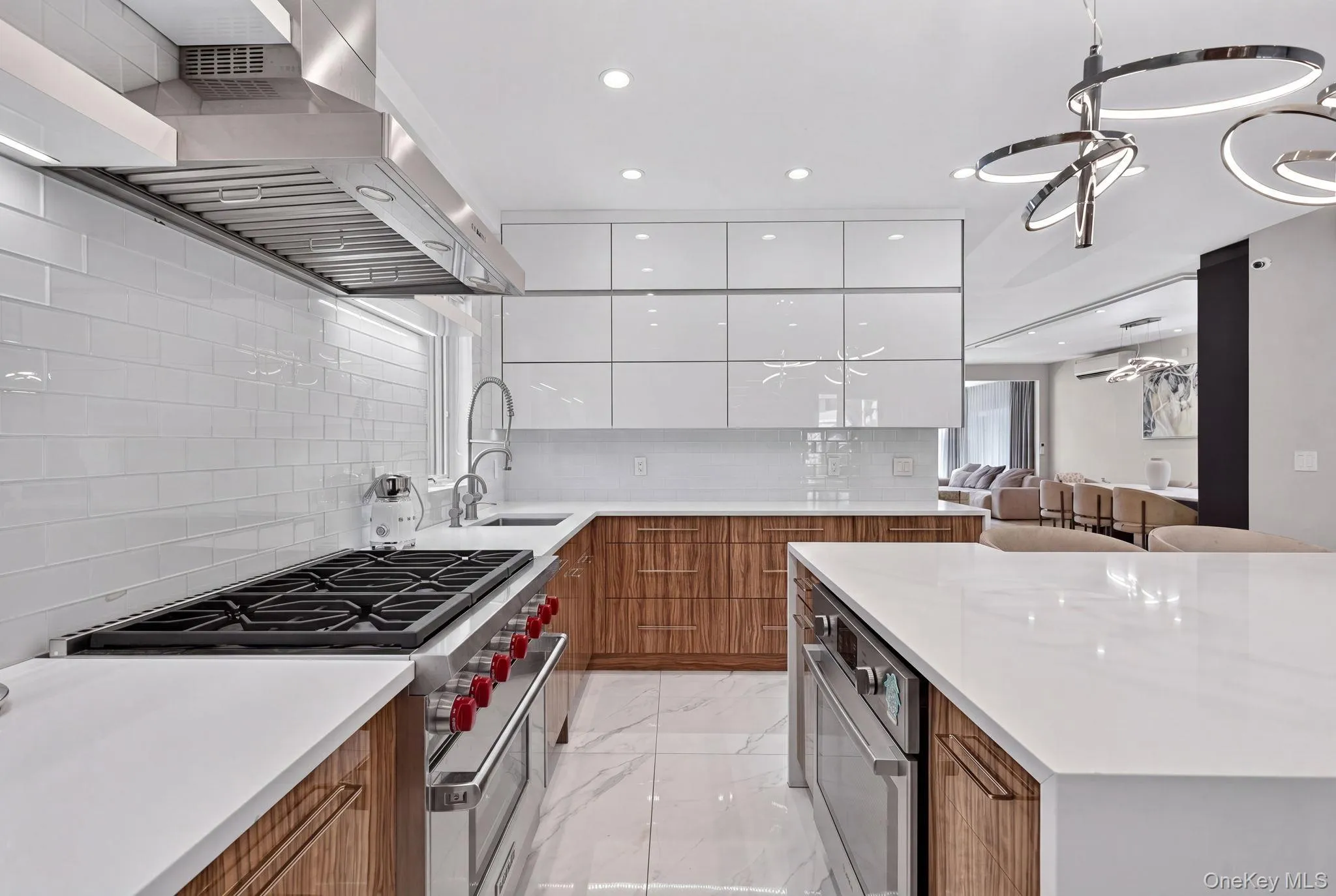 262 End Avenue, New York, NY, 6 Bedrooms Bedrooms, 10 Rooms Rooms,4 BathroomsBathrooms,Residential,For Rent,End,0,1008068 262 End Avenue, New York, NY, 6 Bedrooms Bedrooms, 10 Rooms Rooms,4 BathroomsBathrooms,Residential,For Rent,End,0,1008068