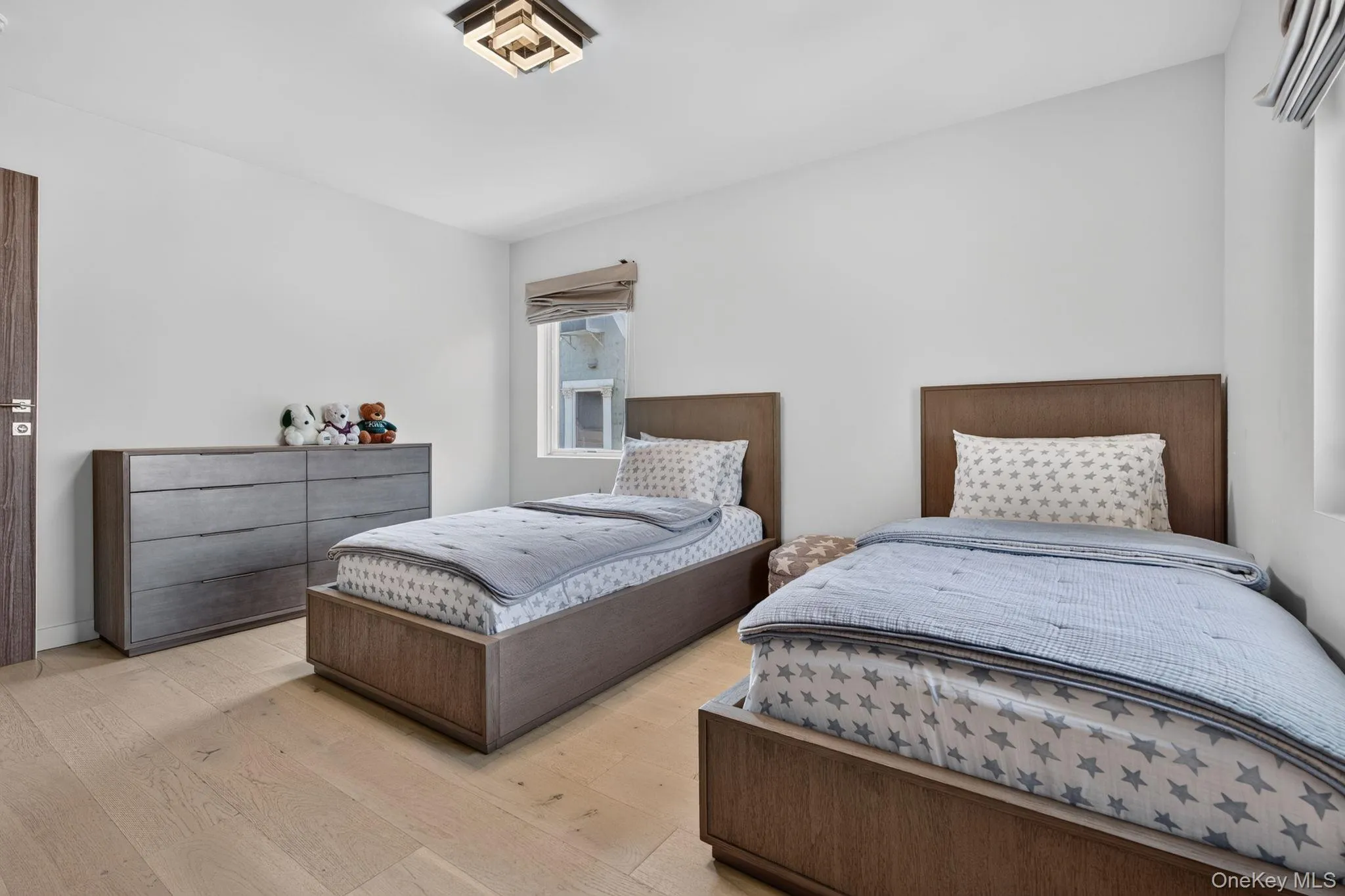 262 End Avenue, New York, NY, 6 Bedrooms Bedrooms, 10 Rooms Rooms,4 BathroomsBathrooms,Residential,For Rent,End,0,1008068 262 End Avenue, New York, NY, 6 Bedrooms Bedrooms, 10 Rooms Rooms,4 BathroomsBathrooms,Residential,For Rent,End,0,1008068