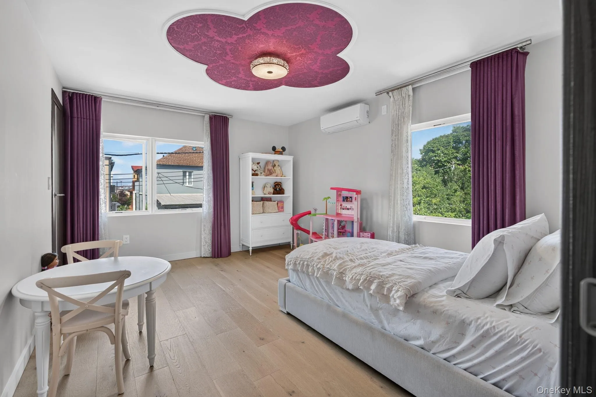 262 End Avenue, New York, NY, 6 Bedrooms Bedrooms, 10 Rooms Rooms,4 BathroomsBathrooms,Residential,For Rent,End,0,1008068 262 End Avenue, New York, NY, 6 Bedrooms Bedrooms, 10 Rooms Rooms,4 BathroomsBathrooms,Residential,For Rent,End,0,1008068