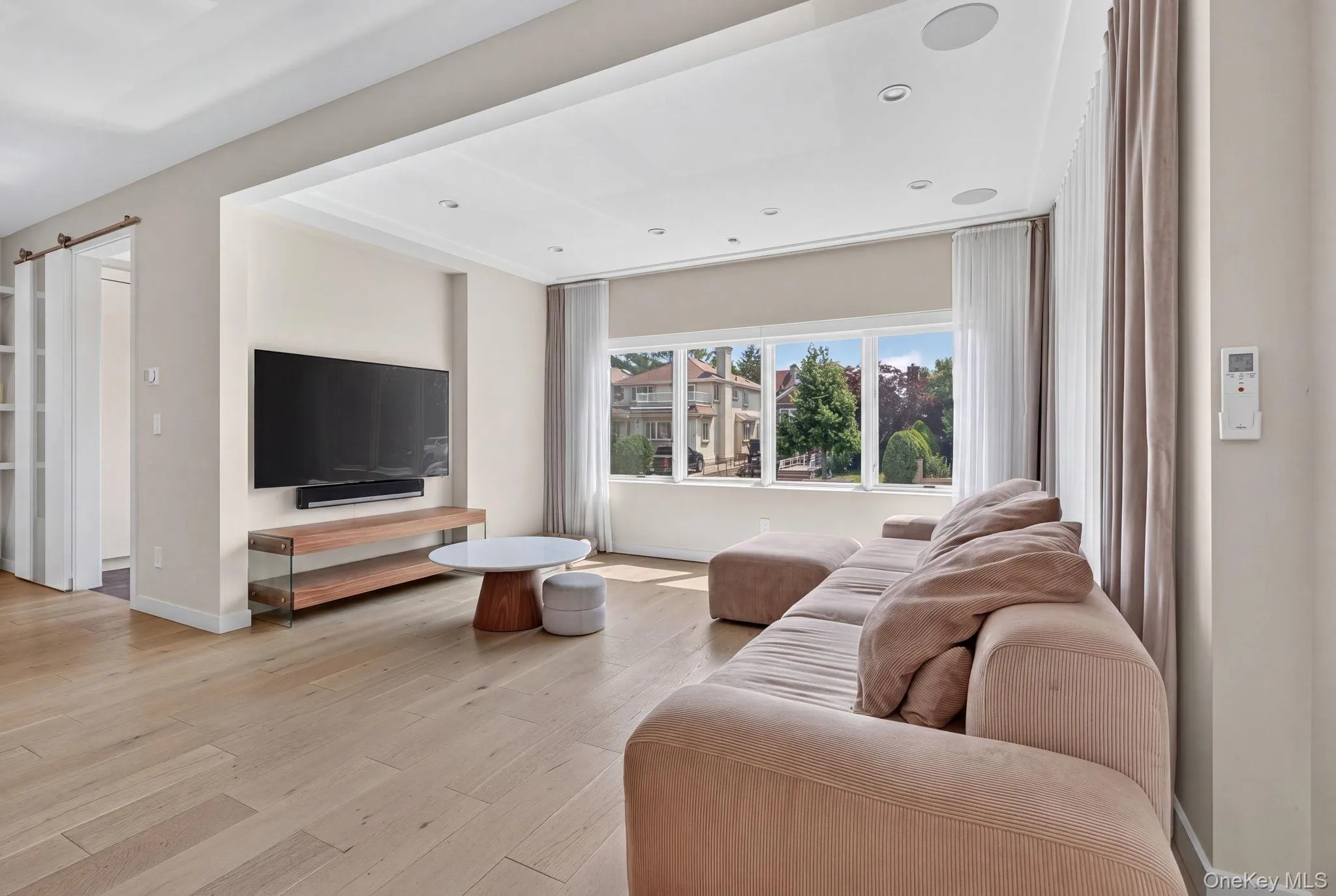 262 End Avenue, New York, NY, 6 Bedrooms Bedrooms, 10 Rooms Rooms,4 BathroomsBathrooms,Residential,For Rent,End,0,1008068 262 End Avenue, New York, NY, 6 Bedrooms Bedrooms, 10 Rooms Rooms,4 BathroomsBathrooms,Residential,For Rent,End,0,1008068