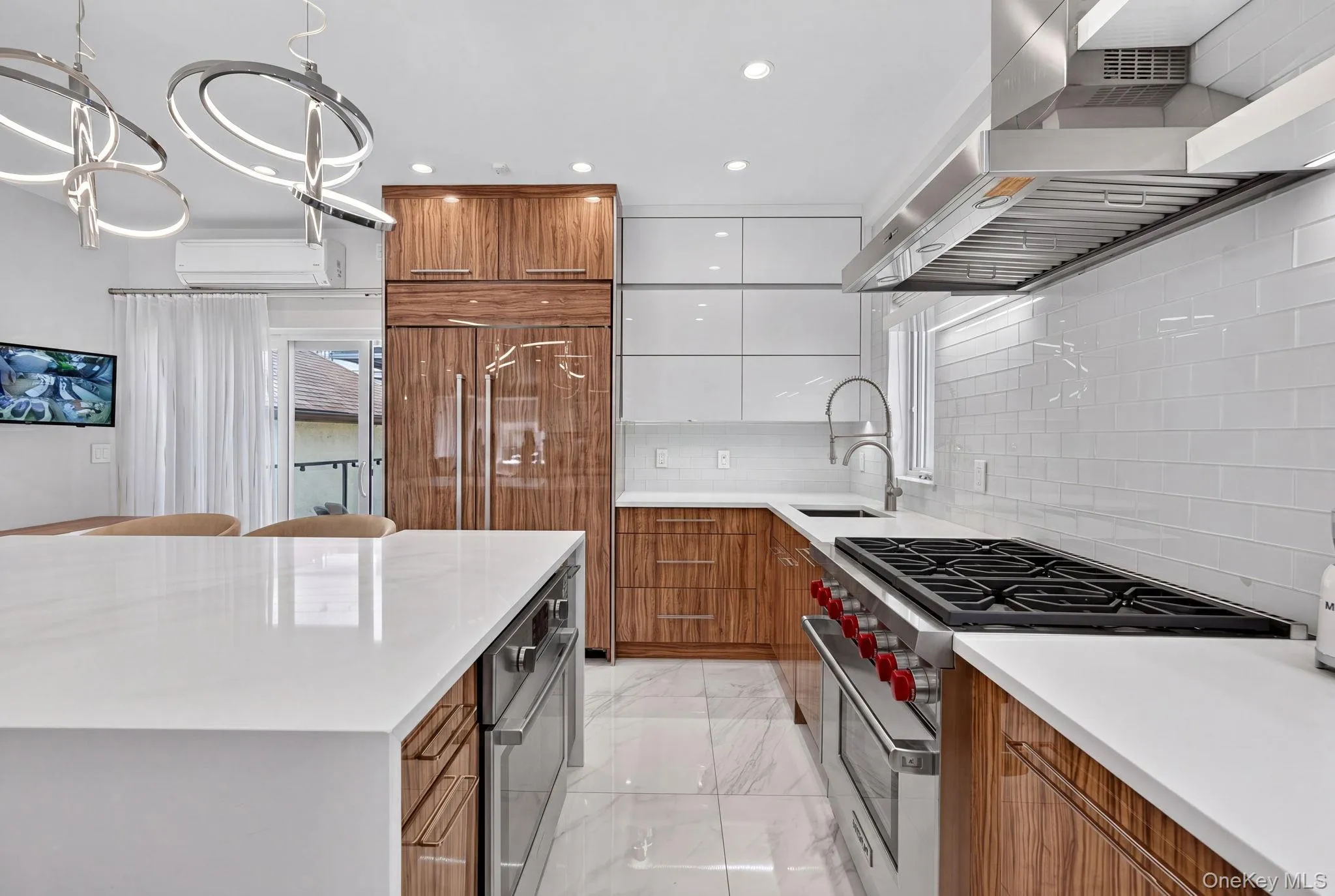 262 End Avenue, New York, NY, 6 Bedrooms Bedrooms, 10 Rooms Rooms,4 BathroomsBathrooms,Residential,For Rent,End,0,1008068 262 End Avenue, New York, NY, 6 Bedrooms Bedrooms, 10 Rooms Rooms,4 BathroomsBathrooms,Residential,For Rent,End,0,1008068