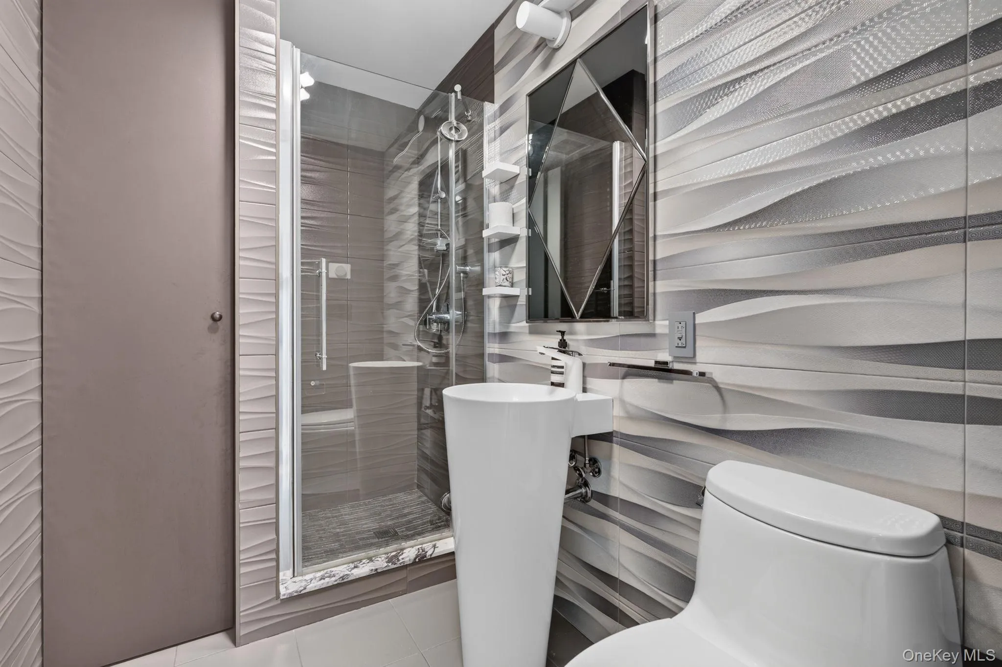 262 End Avenue, New York, NY, 6 Bedrooms Bedrooms, 10 Rooms Rooms,4 BathroomsBathrooms,Residential,For Rent,End,0,1008068 262 End Avenue, New York, NY, 6 Bedrooms Bedrooms, 10 Rooms Rooms,4 BathroomsBathrooms,Residential,For Rent,End,0,1008068