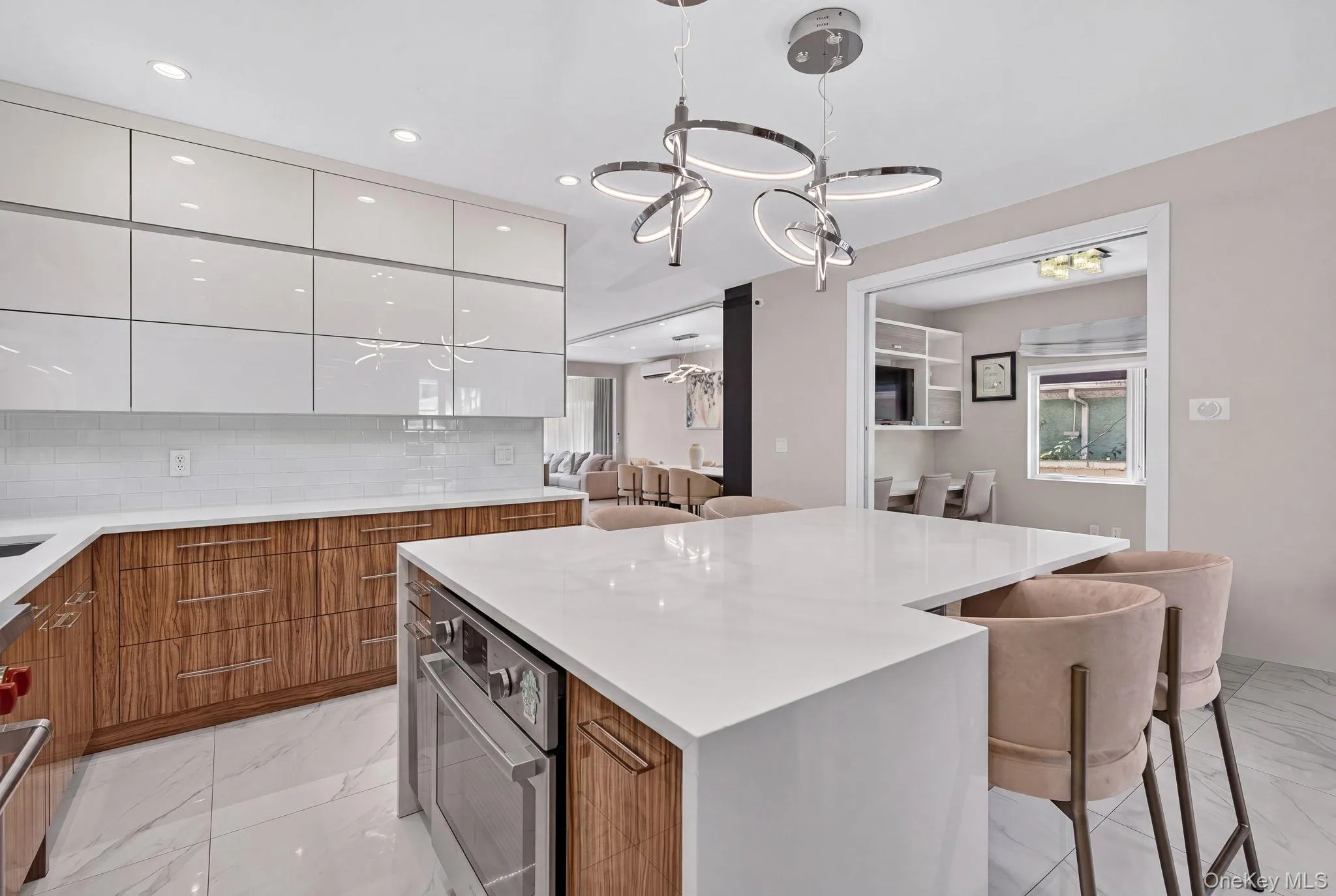 262 End Avenue, New York, NY, 6 Bedrooms Bedrooms, 10 Rooms Rooms,4 BathroomsBathrooms,Residential,For Rent,End,0,1008068 262 End Avenue, New York, NY, 6 Bedrooms Bedrooms, 10 Rooms Rooms,4 BathroomsBathrooms,Residential,For Rent,End,0,1008068