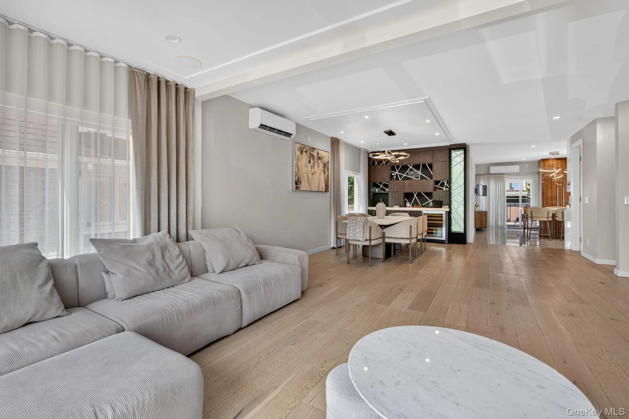262 End Avenue, New York, NY, 6 Bedrooms Bedrooms, 10 Rooms Rooms,4 BathroomsBathrooms,Residential,For Rent,End,0,1008068 262 End Avenue, New York, NY, 6 Bedrooms Bedrooms, 10 Rooms Rooms,4 BathroomsBathrooms,Residential,For Rent,End,0,1008068
