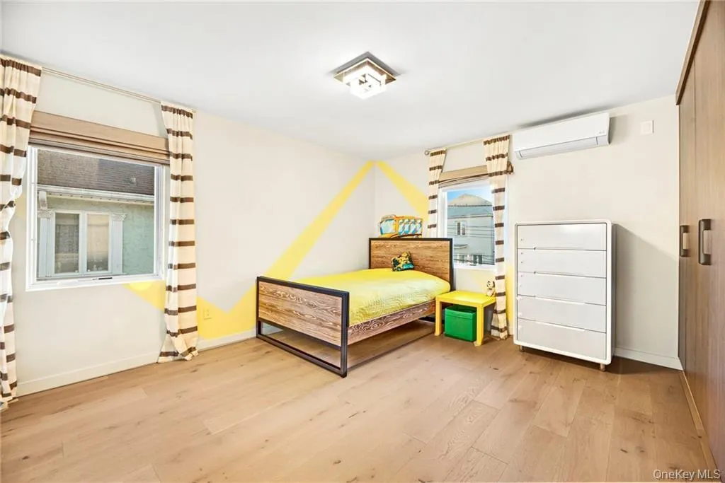 262 End Avenue, New York, NY, 6 Bedrooms Bedrooms, 10 Rooms Rooms,4 BathroomsBathrooms,Residential,For Rent,End,0,1008068 262 End Avenue, New York, NY, 6 Bedrooms Bedrooms, 10 Rooms Rooms,4 BathroomsBathrooms,Residential,For Rent,End,0,1008068