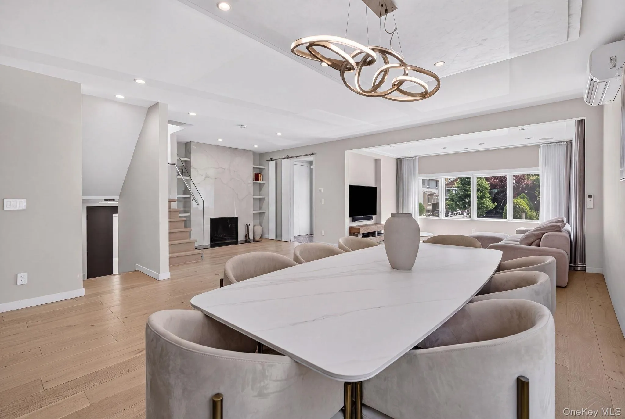 262 End Avenue, New York, NY, 6 Bedrooms Bedrooms, 10 Rooms Rooms,4 BathroomsBathrooms,Residential,For Rent,End,0,1008068 262 End Avenue, New York, NY, 6 Bedrooms Bedrooms, 10 Rooms Rooms,4 BathroomsBathrooms,Residential,For Rent,End,0,1008068