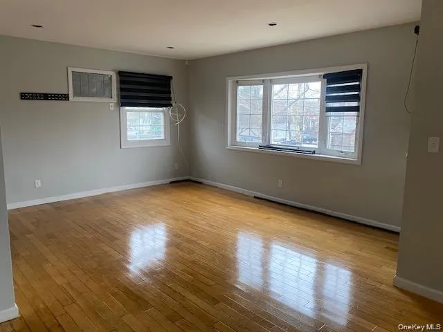 9315 240th Street, New York, NY, 3 Bedrooms Bedrooms, 5 Rooms Rooms,2 BathroomsBathrooms,Residential Lease,For Rent,240th,0,1008073 9315 240th Street, New York, NY, 3 Bedrooms Bedrooms, 5 Rooms Rooms,2 BathroomsBathrooms,Residential Lease,For Rent,240th,0,1008073
