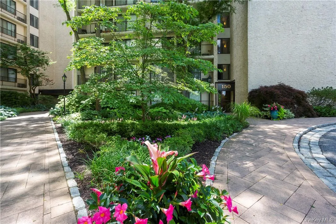150 Overlook Avenue, Peekskill, NY, 2 Rooms Rooms,1 BathroomBathrooms,Residential,For Rent,Overlook,0,1008076 150 Overlook Avenue, Peekskill, NY, 2 Rooms Rooms,1 BathroomBathrooms,Residential,For Rent,Overlook,0,1008076
