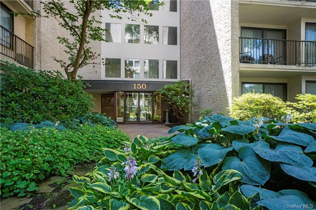 150 Overlook Avenue, Peekskill, NY, 2 Rooms Rooms,1 BathroomBathrooms,Residential,For Rent,Overlook,0,1008076 150 Overlook Avenue, Peekskill, NY, 2 Rooms Rooms,1 BathroomBathrooms,Residential,For Rent,Overlook,0,1008076